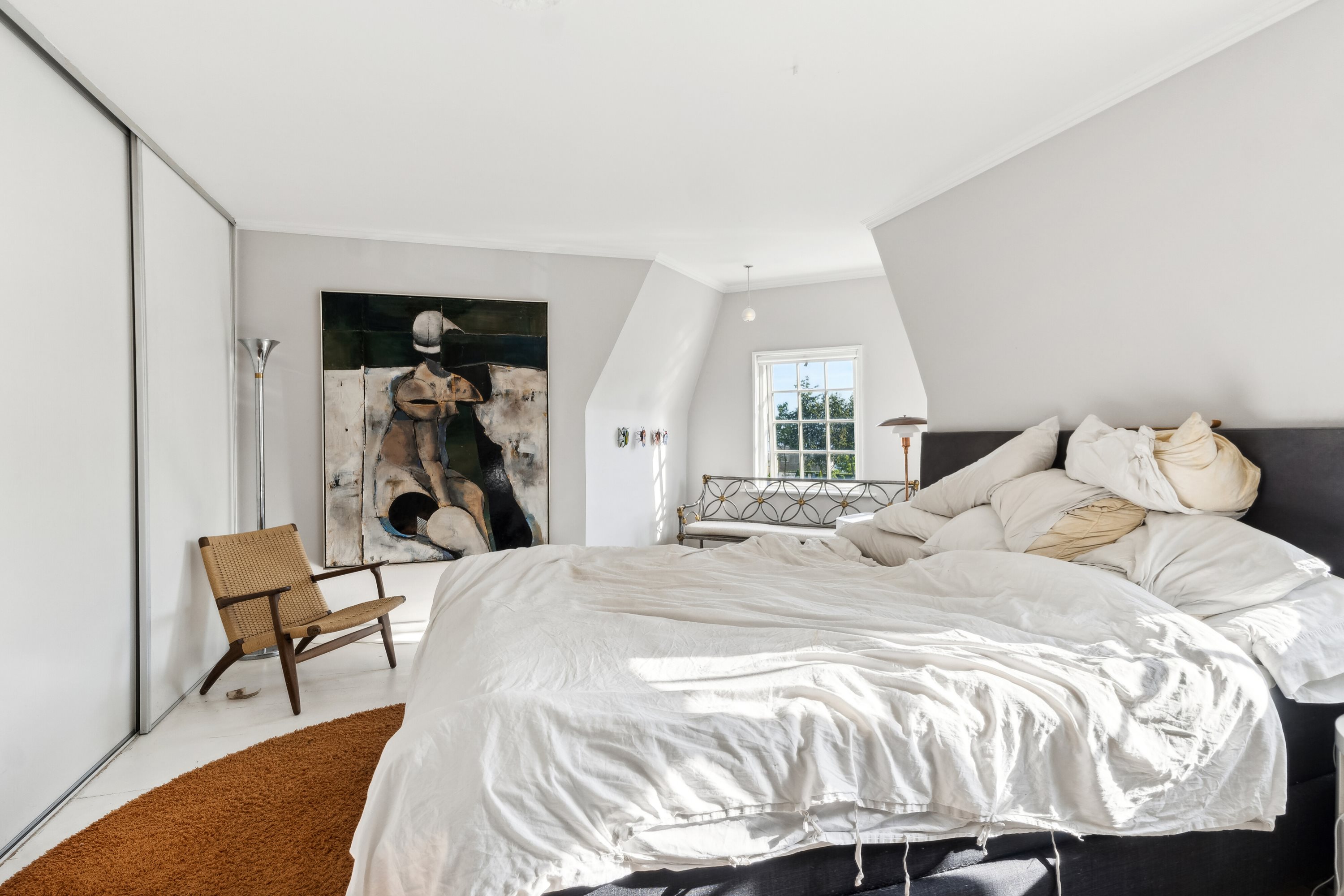 Fremhævet soveværelse billede i fuldskærmstilstand. Billede af Slotsalleen 6B, 2930 Klampenborg