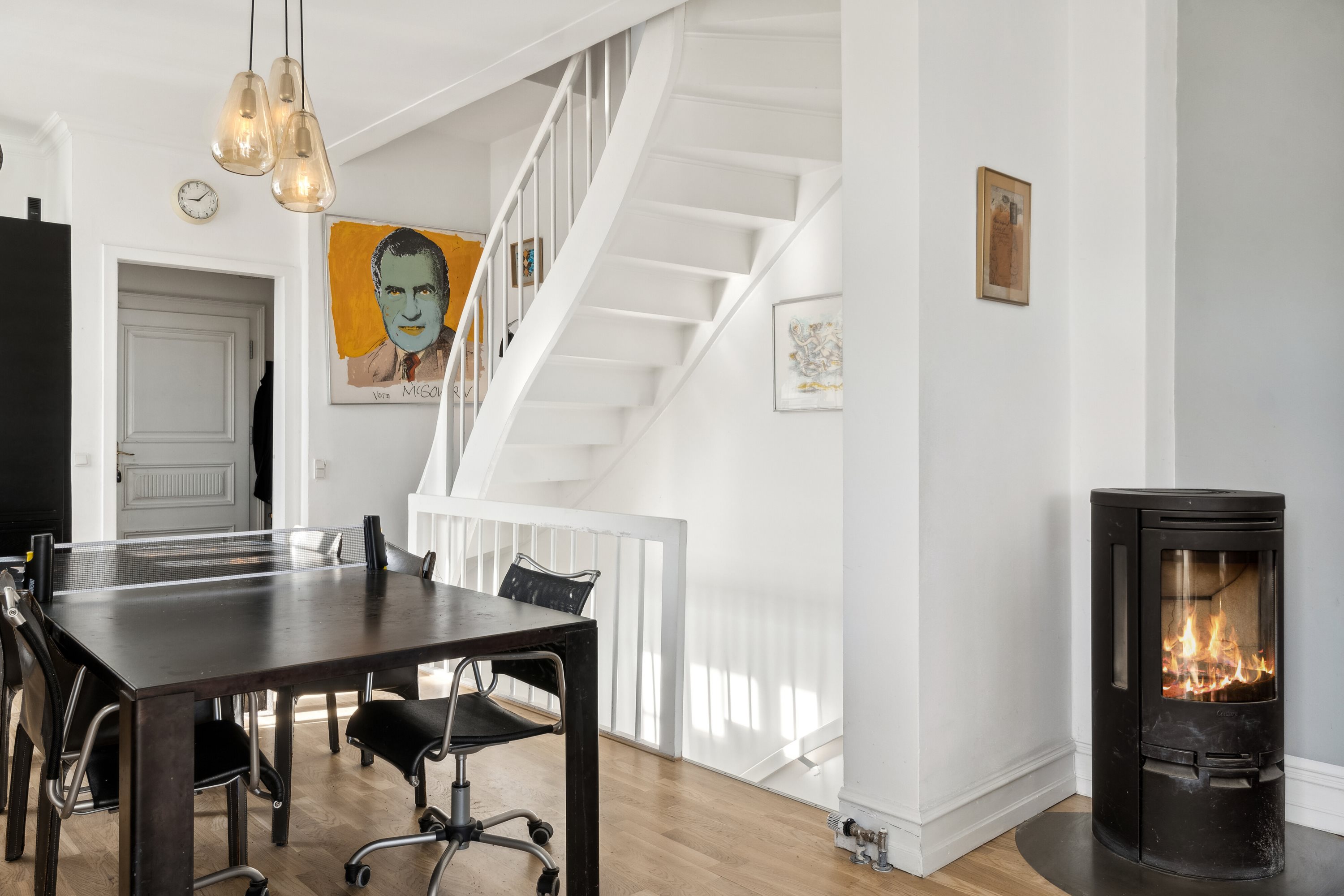 Fremhævet spisestue billede i fuldskærmstilstand. Billede af Slotsalleen 6B, 2930 Klampenborg