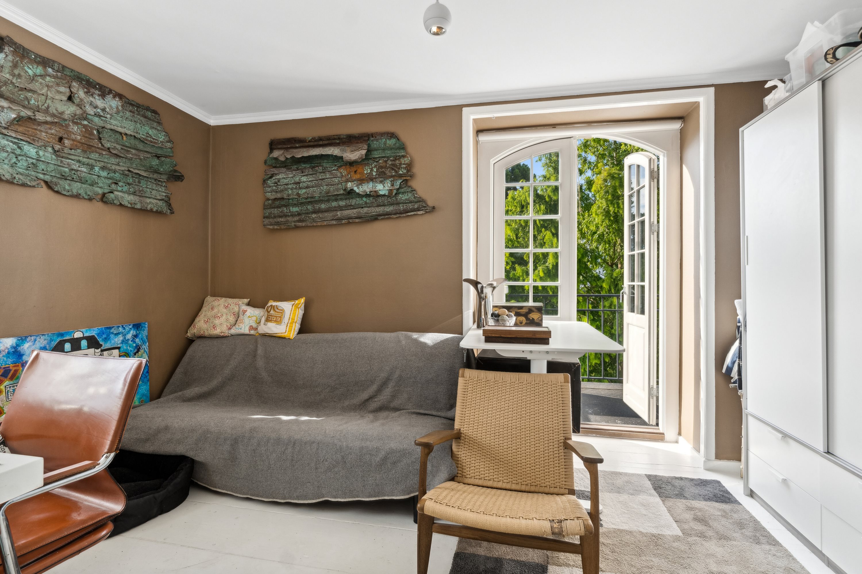 Fremhævet alrum billede i fuldskærmstilstand. Billede af Slotsalleen 6B, 2930 Klampenborg