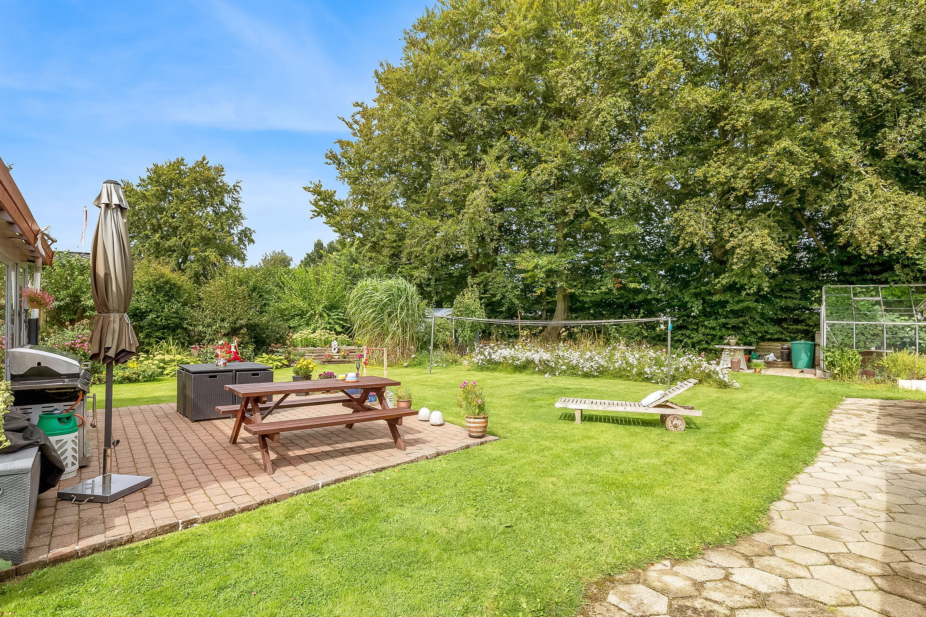 Fremhævet have billede i fuldskærmstilstand. Billede af Fjællebrovej 13, 6093 Sjølund