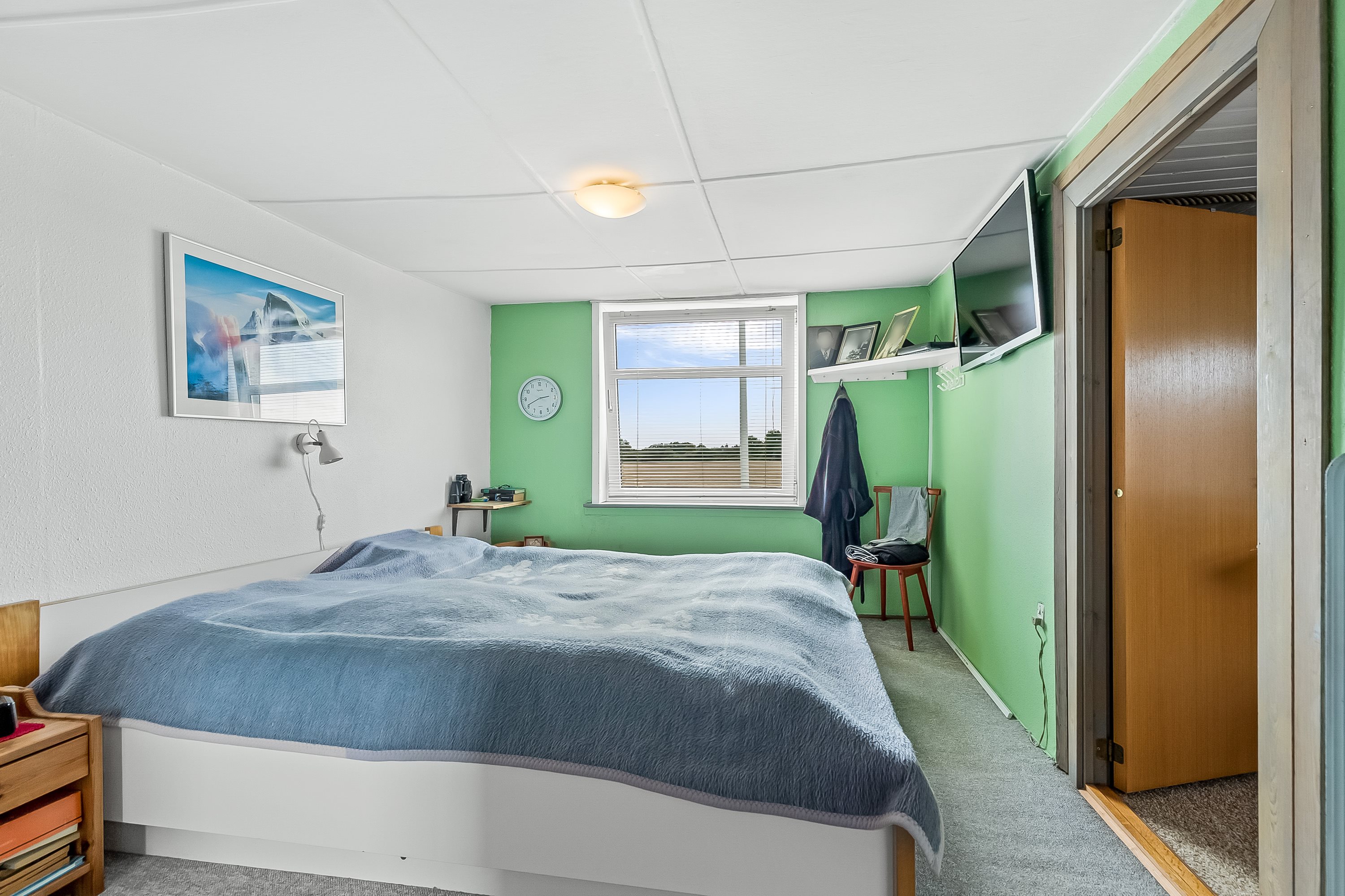 Fremhævet soveværelse billede i fuldskærmstilstand. Billede af Fjællebrovej 13, 6093 Sjølund
