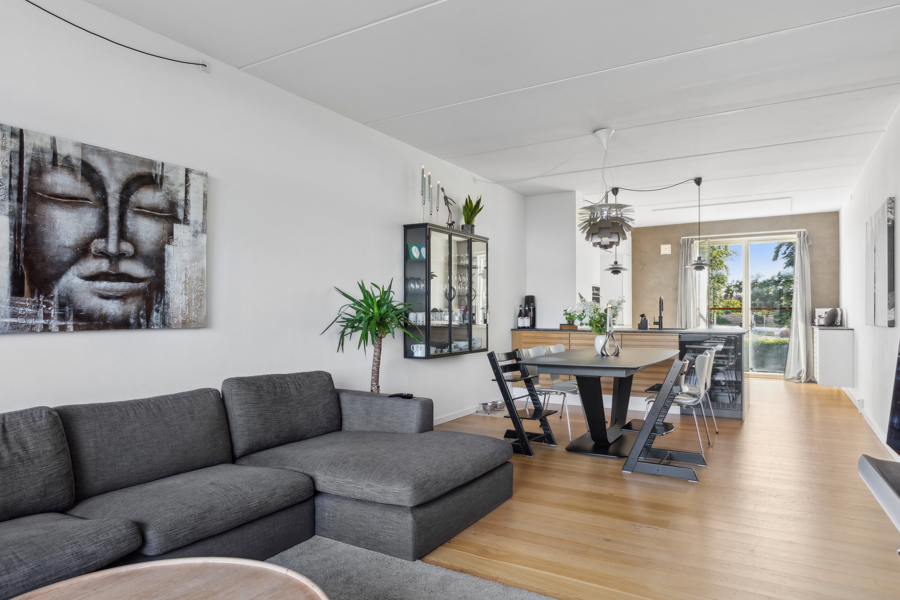 Fremhævet stue billede i fuldskærmstilstand. Billede af Åsvinget 8, 1. tv., 2665 Vallensbæk Strand