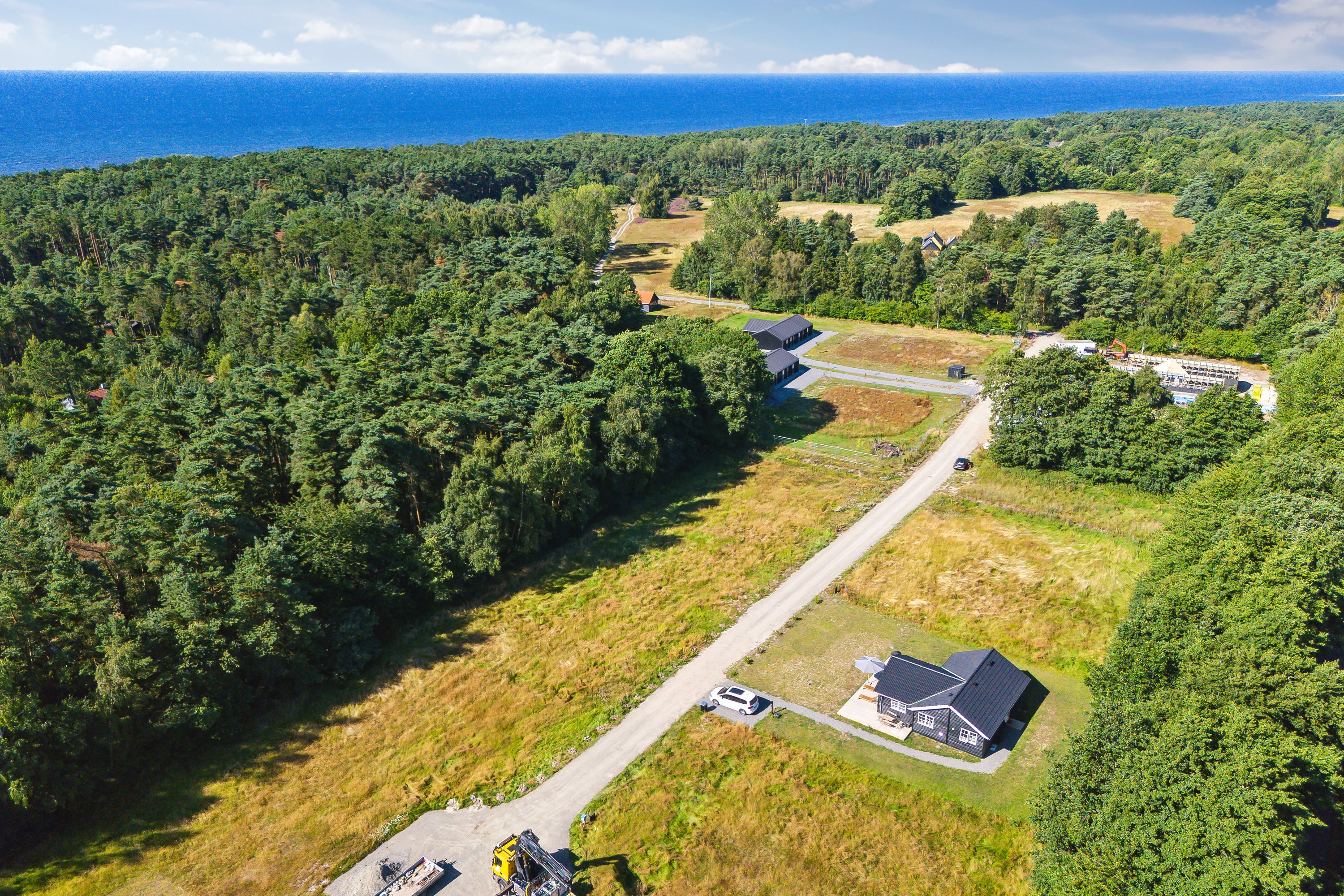 Fremhævet  billede i fuldskærmstilstand. Billede af Sømarkshusene 13, Pedersker, 3720 Aakirkeby