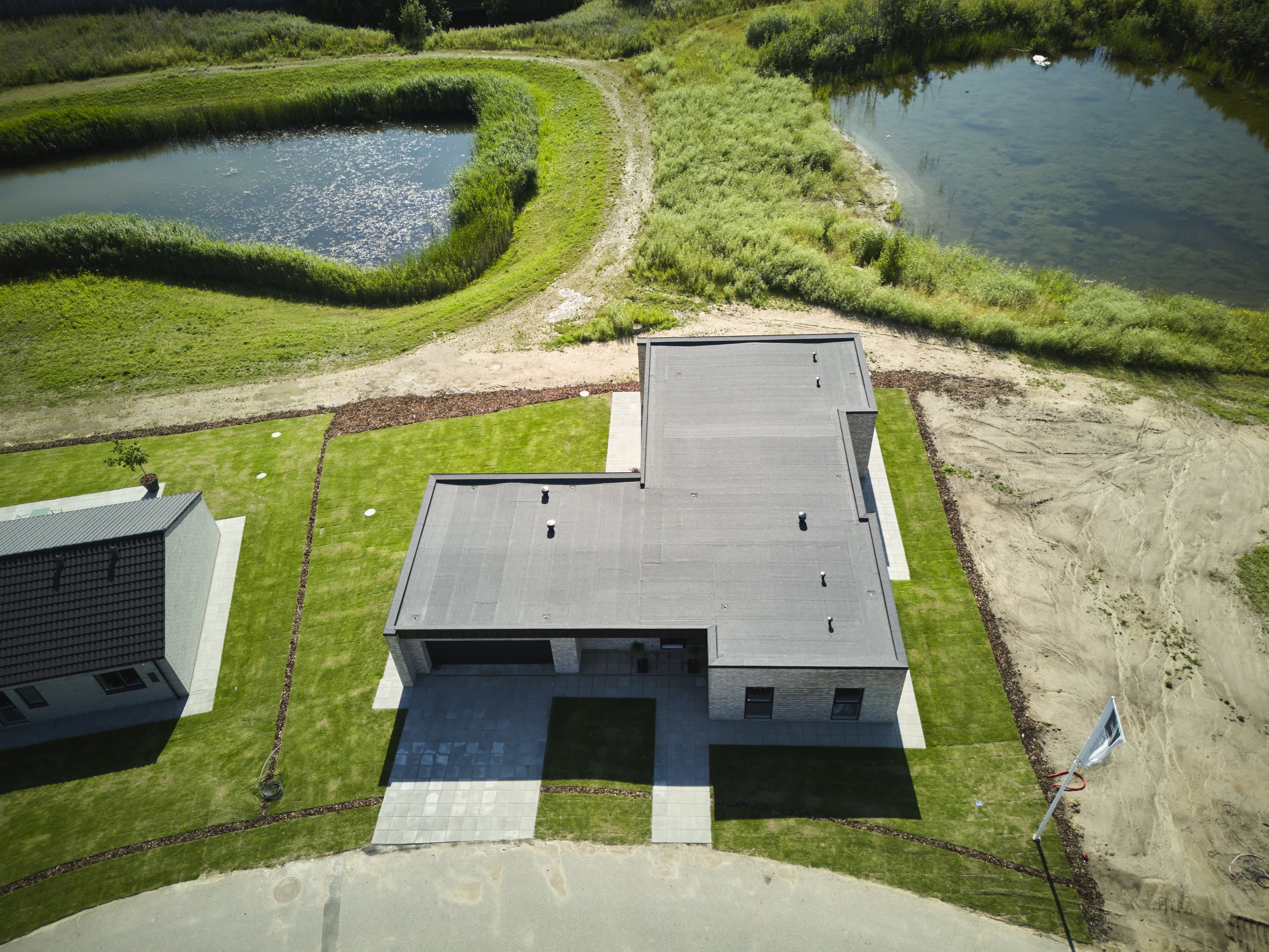 Fremhævet  billede i fuldskærmstilstand. Billede af Klosterlunden 61, 4700 Næstved