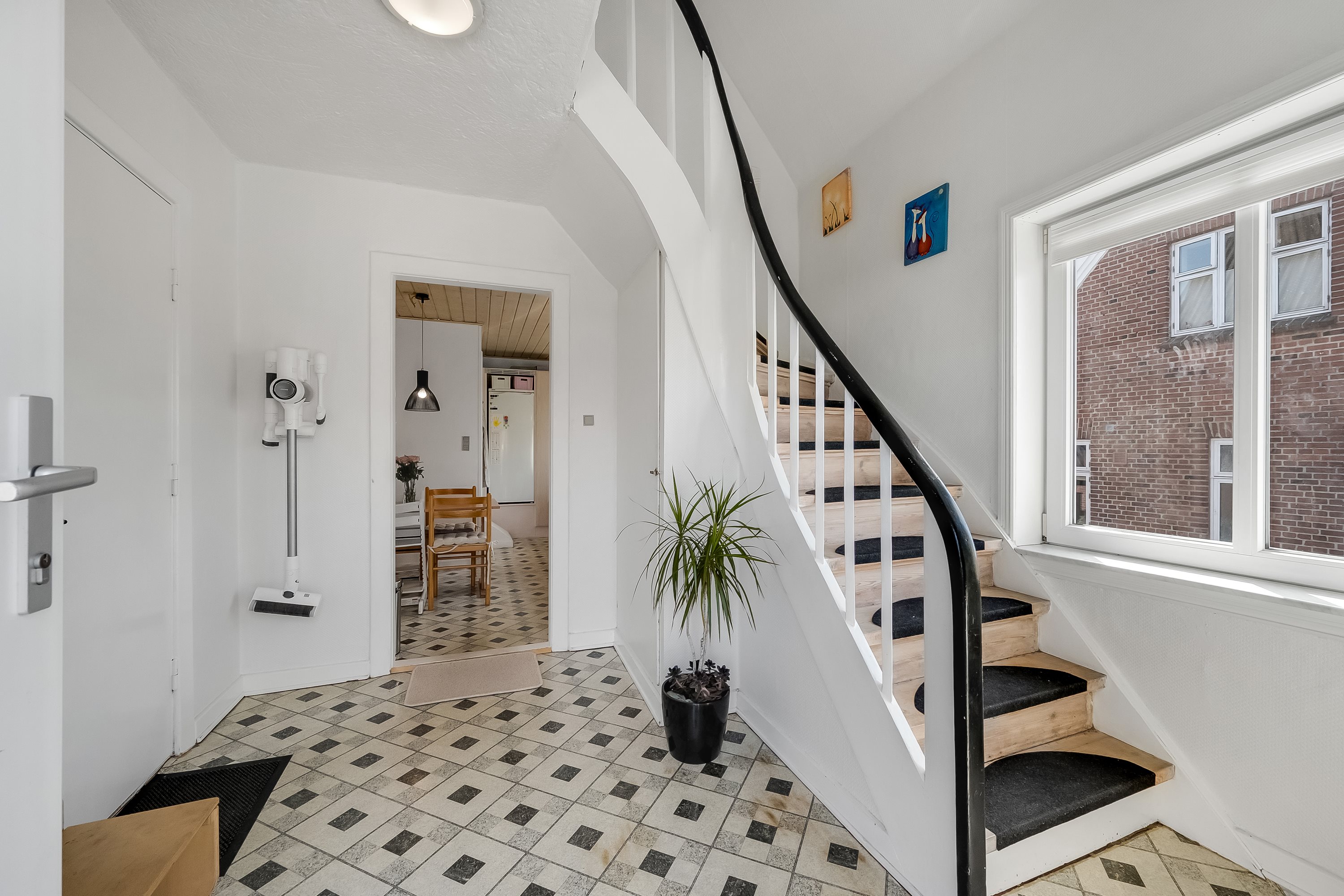 Fremhævet entré billede i fuldskærmstilstand. Billede af Bredgade 61, 6920 Videbæk