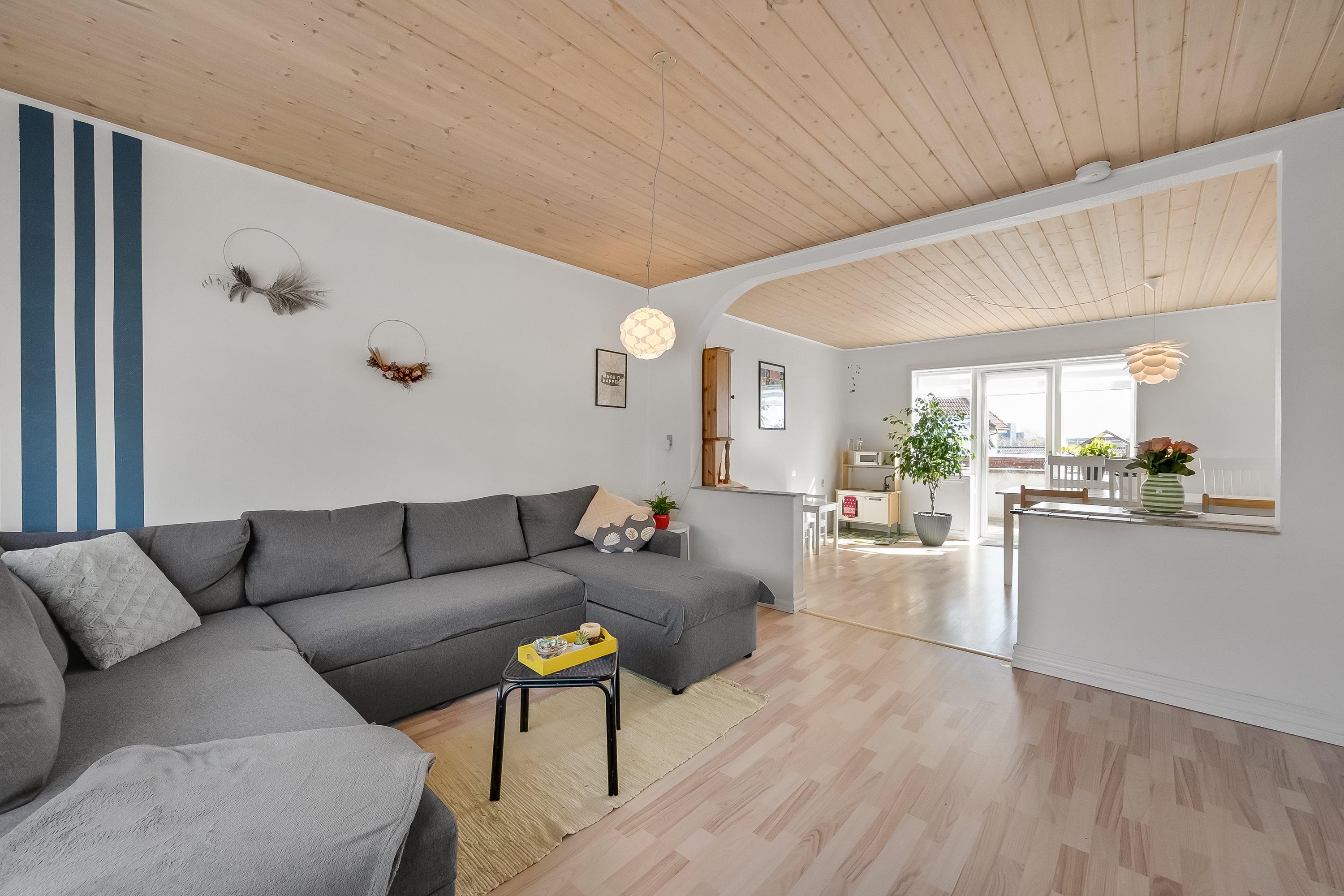 Fremhævet stue billede i fuldskærmstilstand. Billede af Bredgade 61, 6920 Videbæk