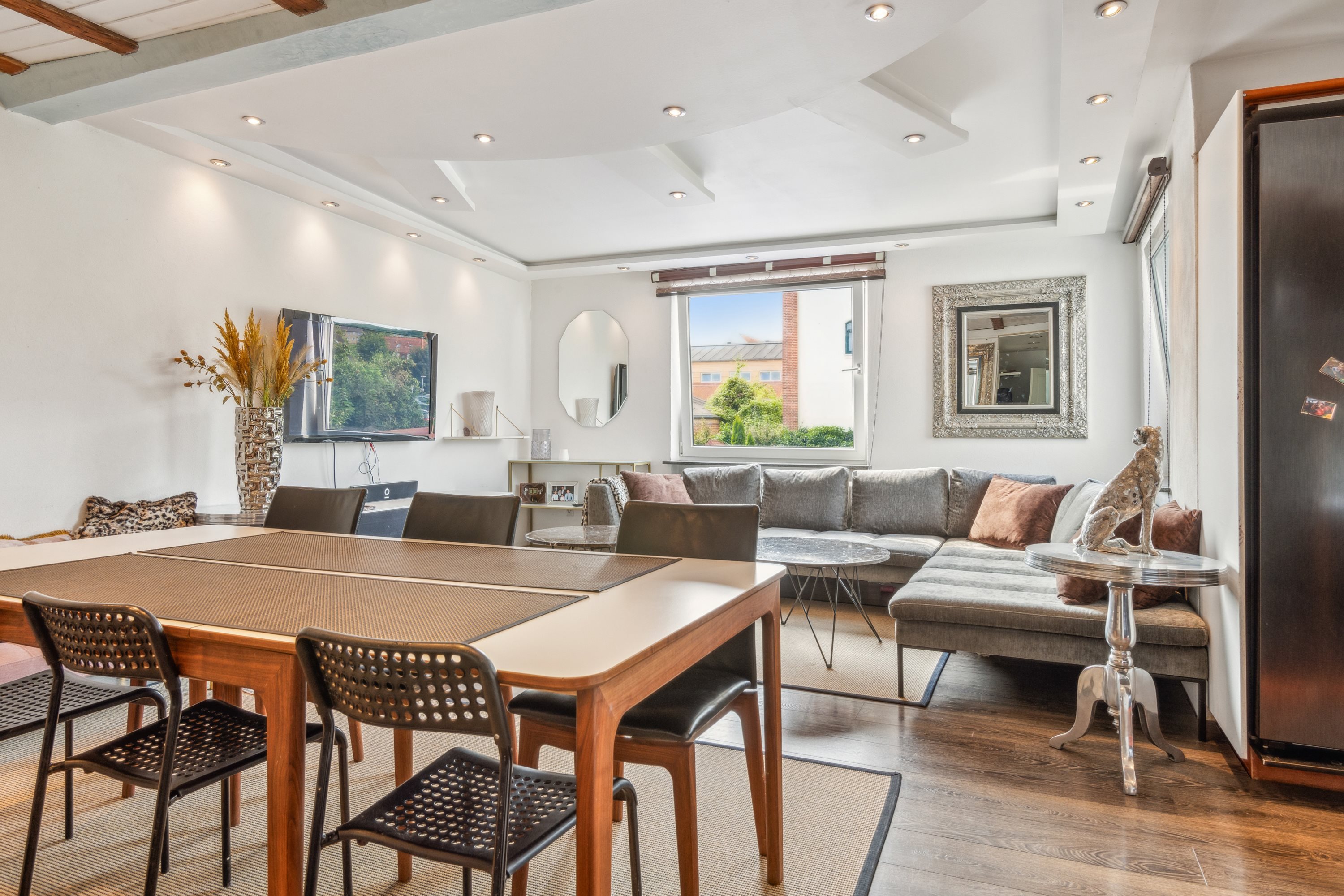 Fremhævet spisestue billede i fuldskærmstilstand. Billede af Mølleparkvej 7, 9000 Aalborg