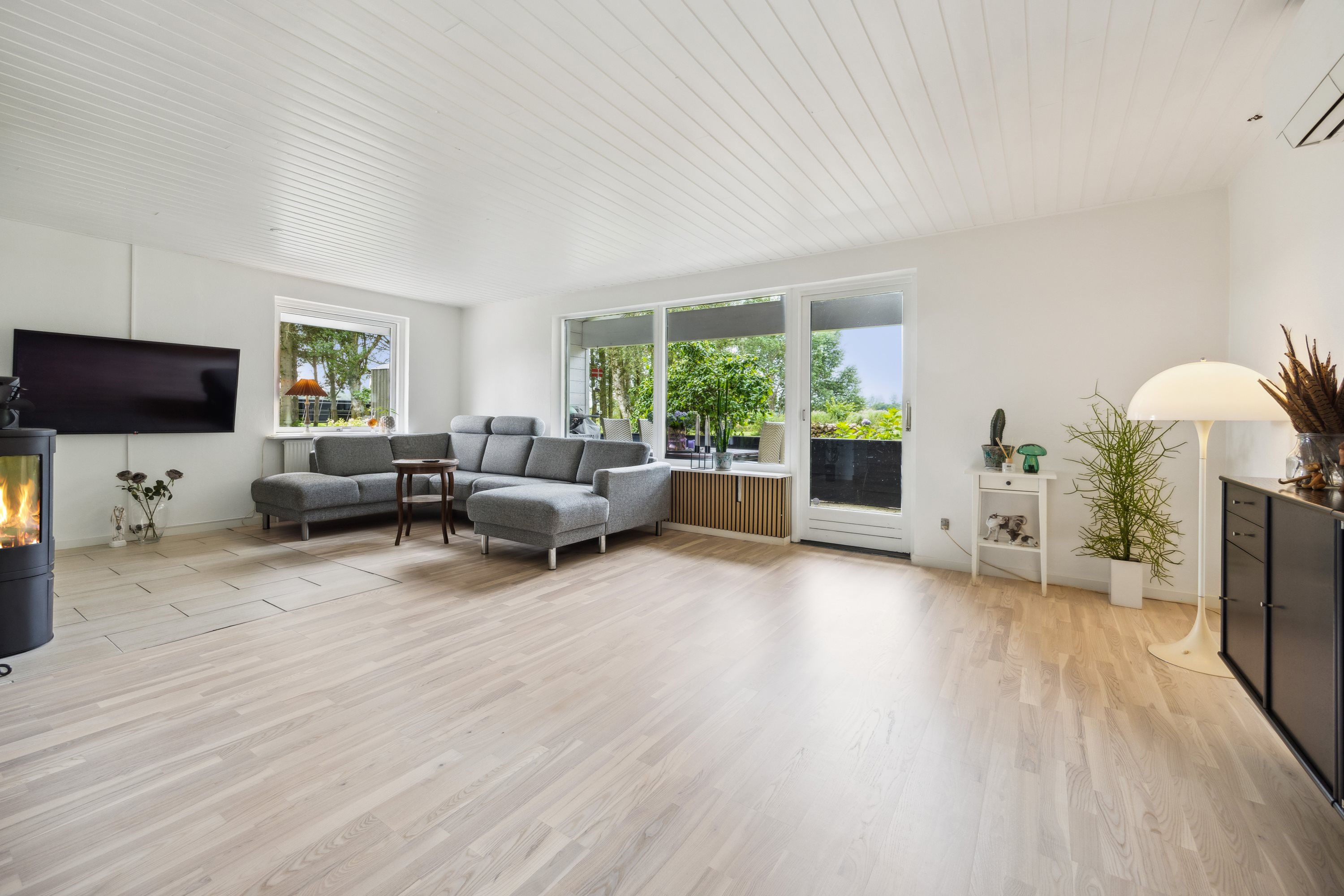 Fremhævet stue billede i fuldskærmstilstand. Billede af Tranekærvej 91, Kaas, 9490 Pandrup