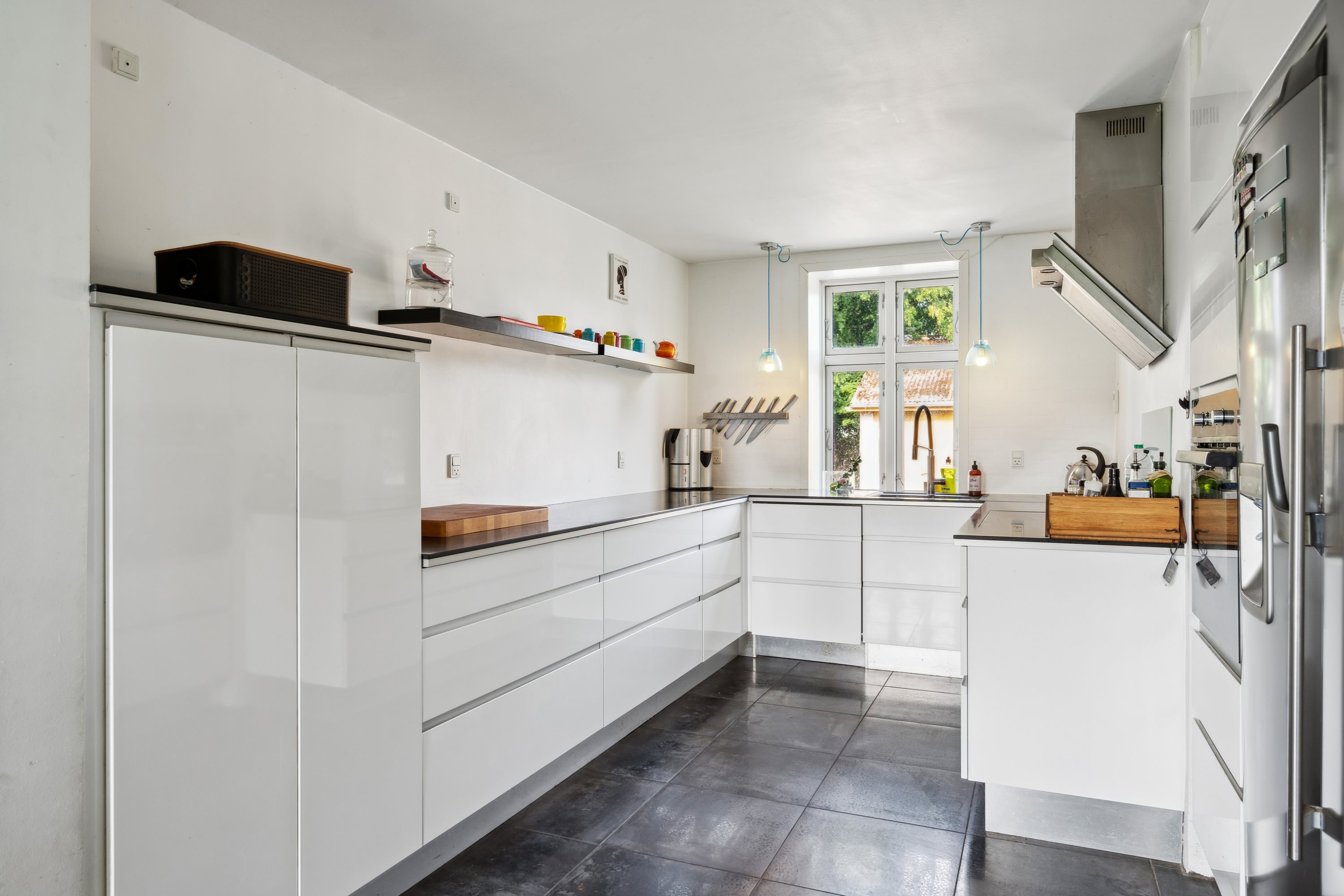 Fremhævet køkken billede i fuldskærmstilstand. Billede af Bavnehøjvej 3, Holme, 8400 Ebeltoft