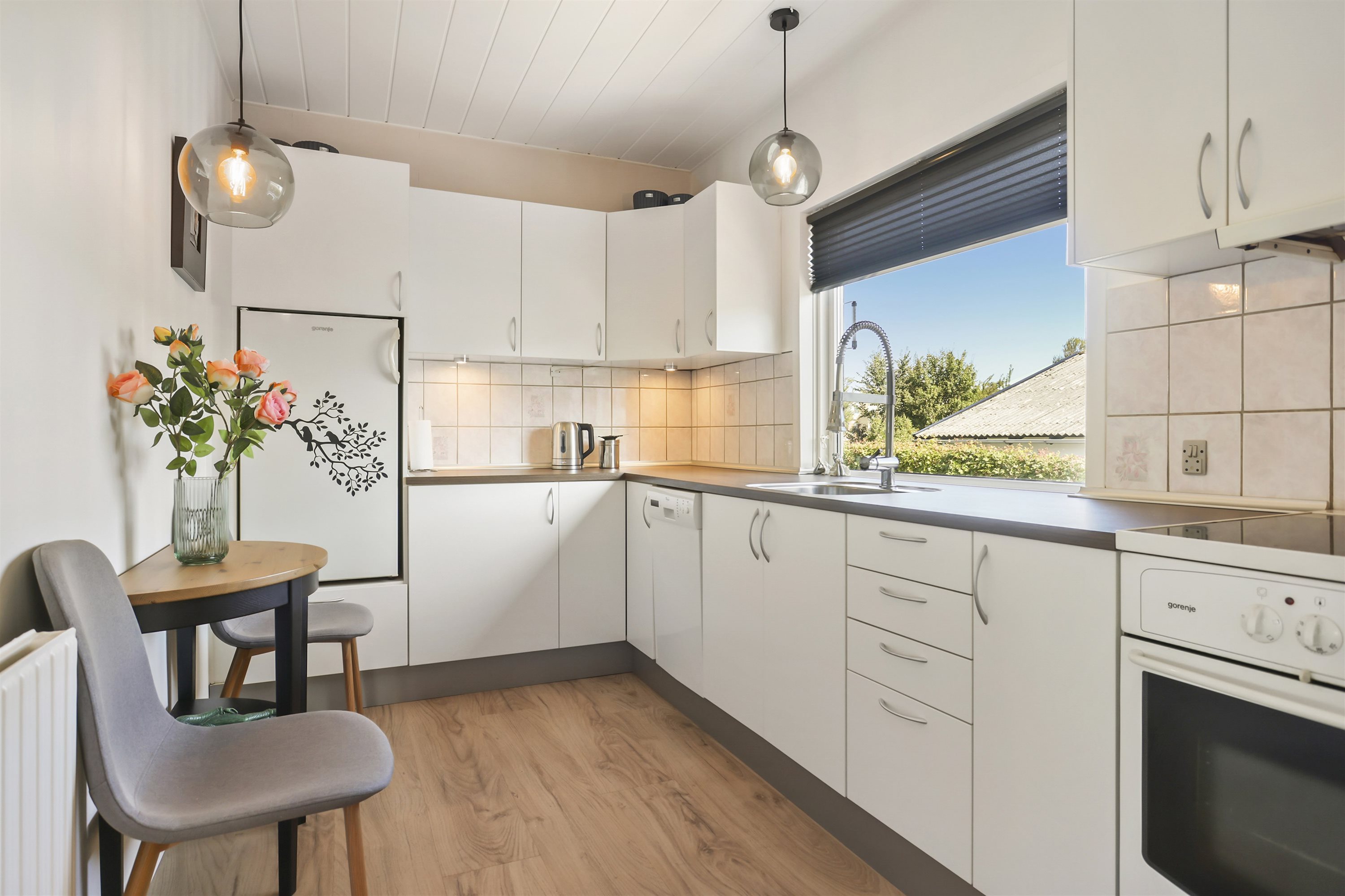 Fremhævet køkken billede i fuldskærmstilstand. Billede af Abildgårdsvej 23, 9900 Frederikshavn