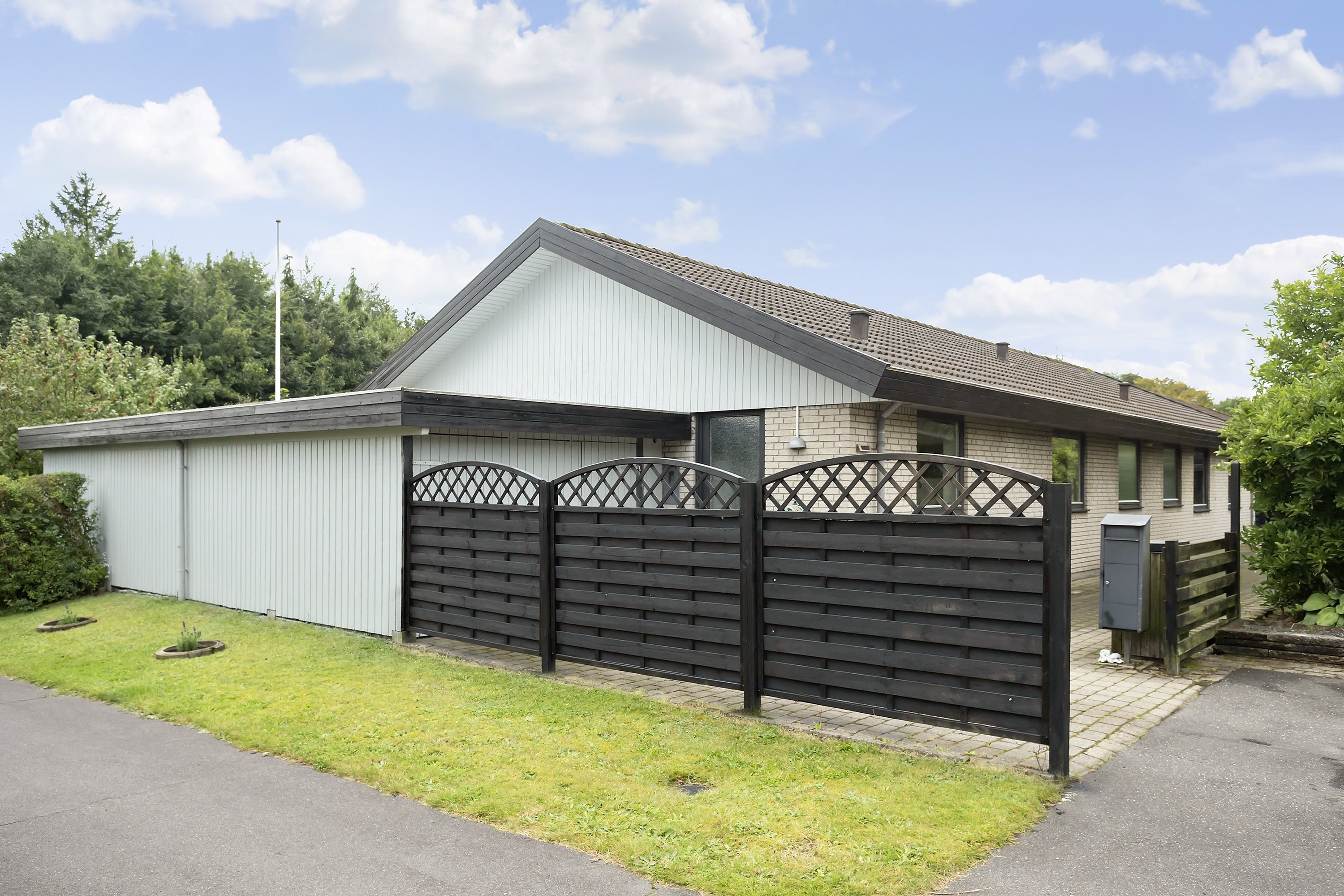 Fremhævet ejendommen billede i fuldskærmstilstand. Billede af Hvide Hus 27, 6580 Vamdrup