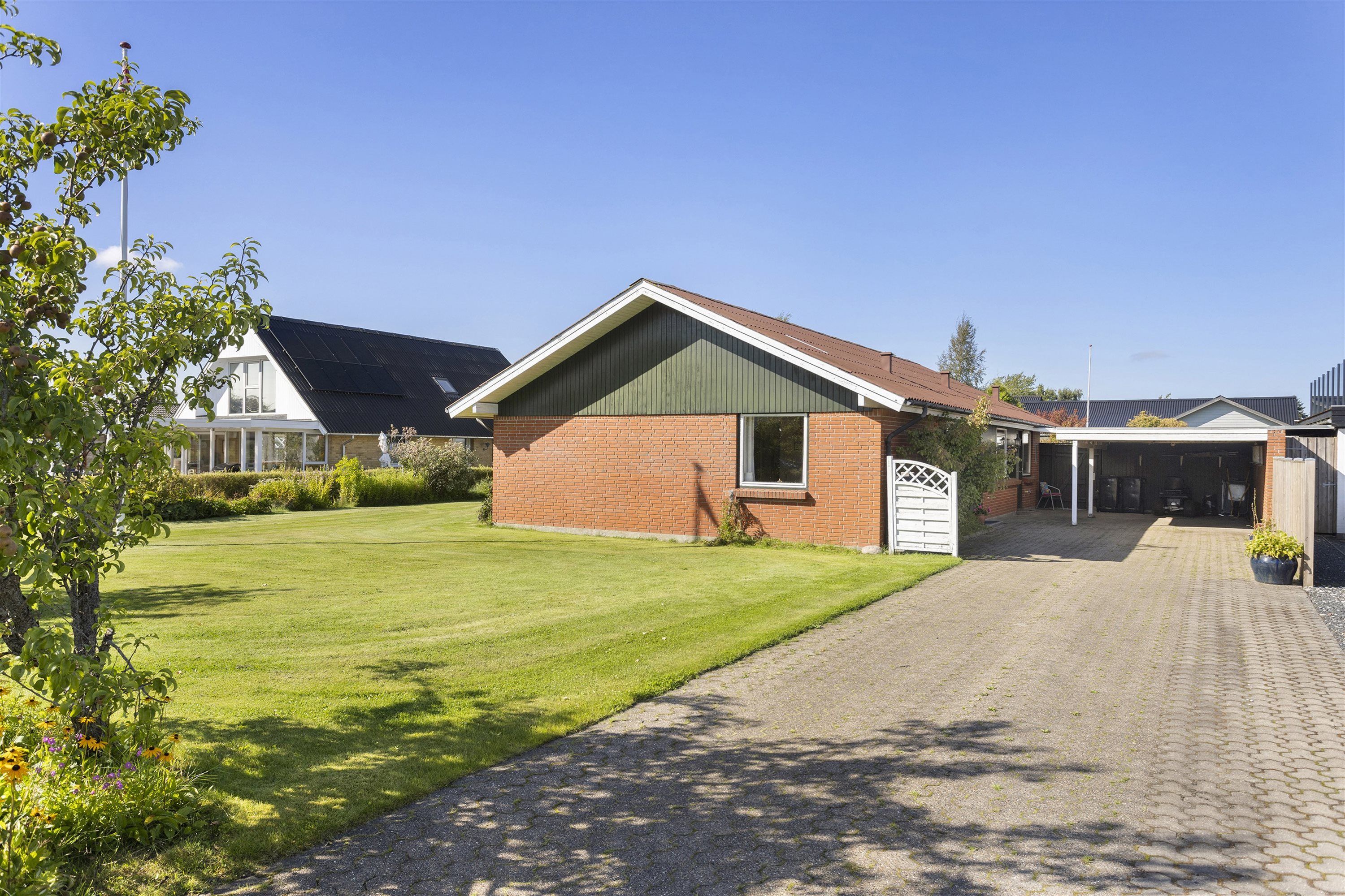 Miniaturebillede 1: ejendommen. Billede af Højlundsvej 42, 9750 Østervrå