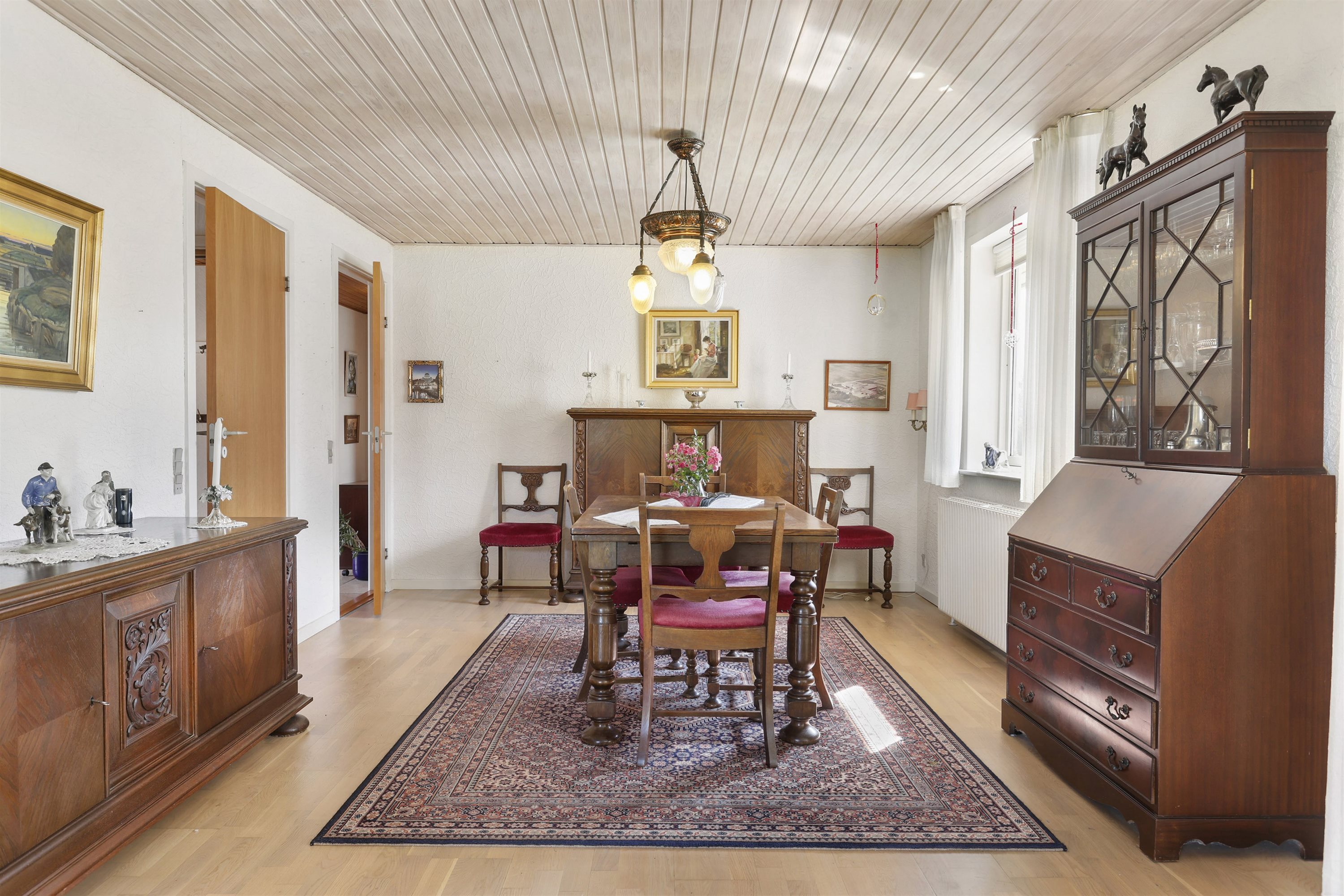 Fremhævet spisestue billede i fuldskærmstilstand. Billede af Højlundsvej 42, 9750 Østervrå