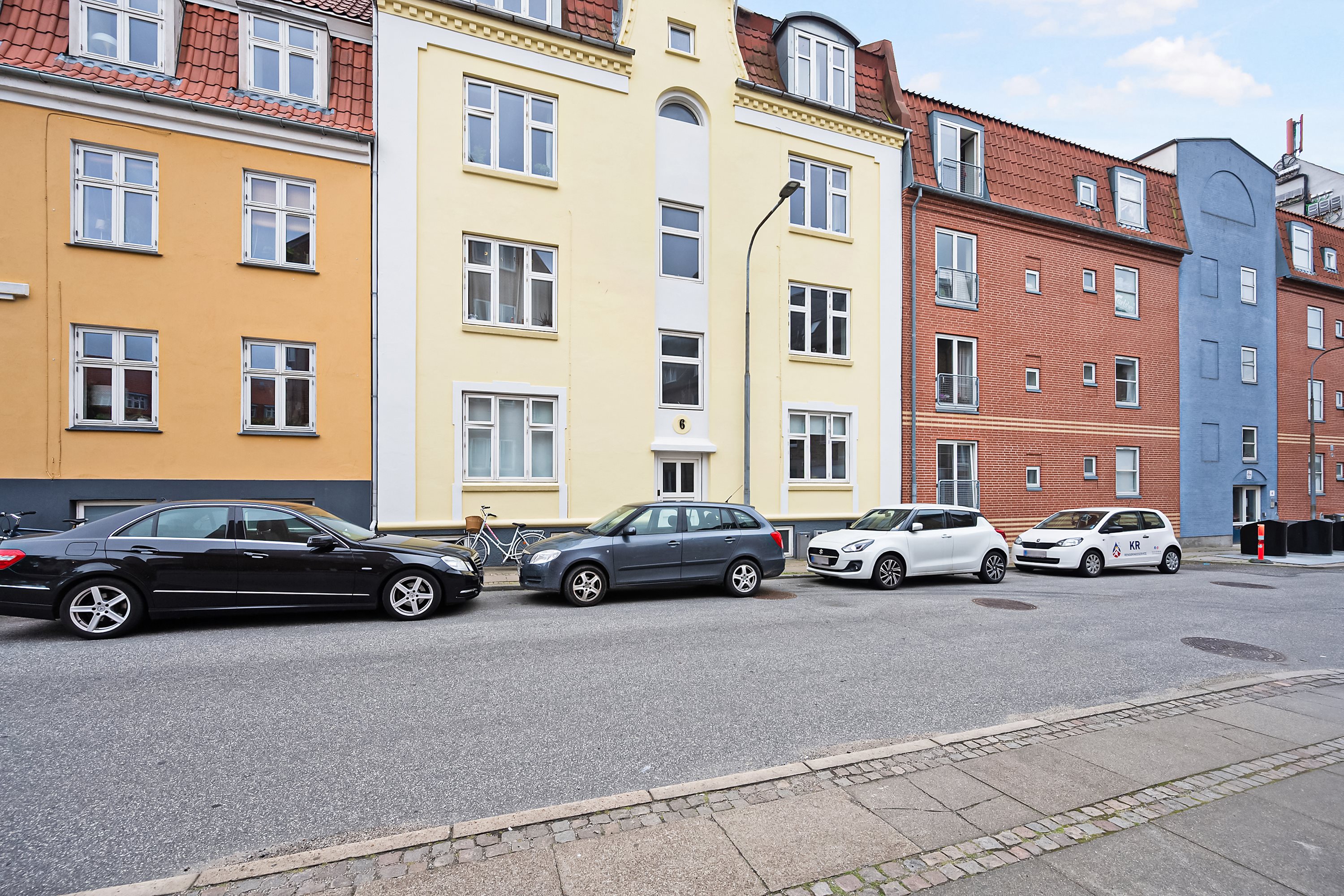 Fremhævet  billede i fuldskærmstilstand. Billede af Carit Etlars Gade 6, 2. th., Vejgaard, 9000 Aalborg