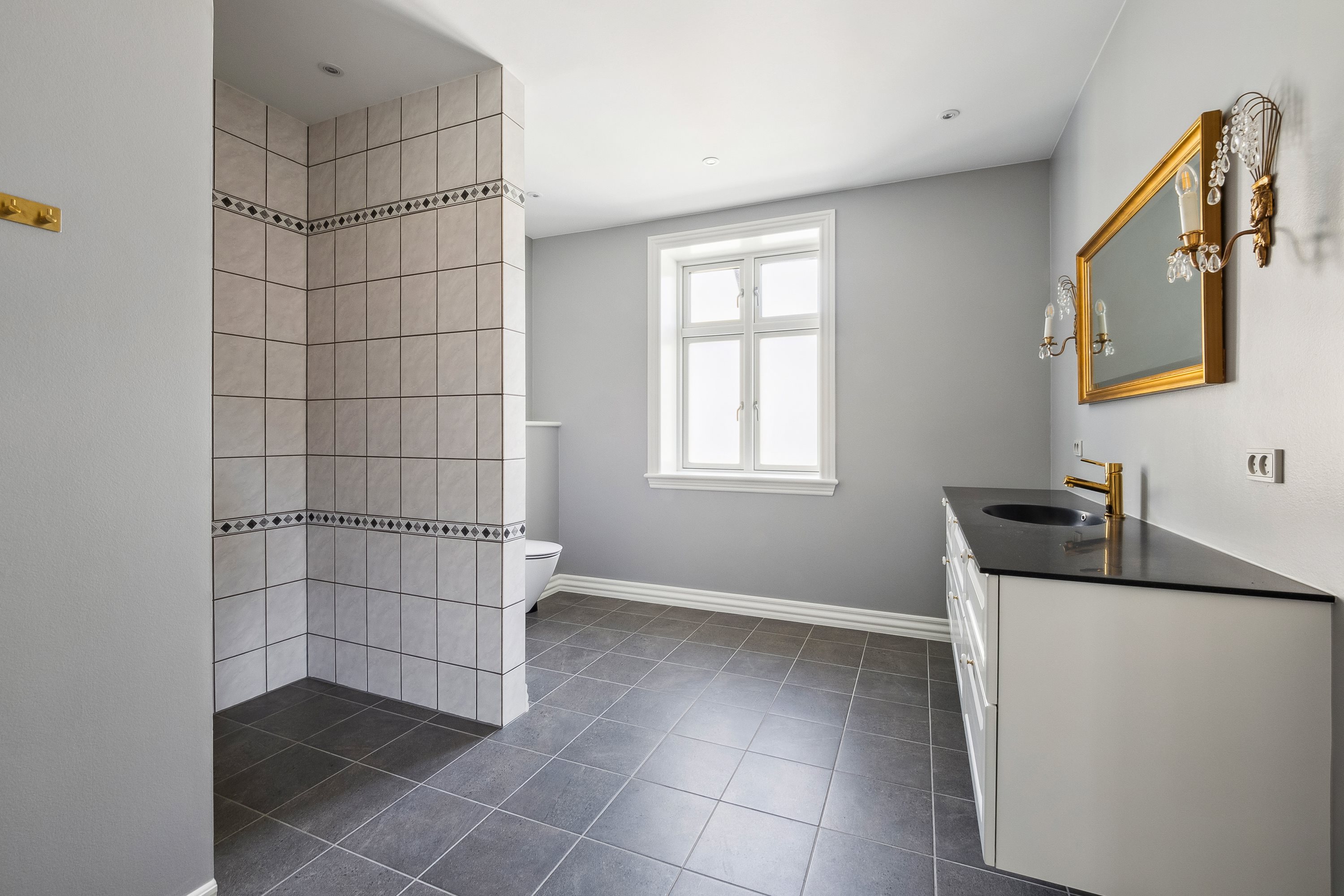 Fremhævet badeværelse billede i fuldskærmstilstand. Billede af Østergade 58, 7900 Nykøbing M