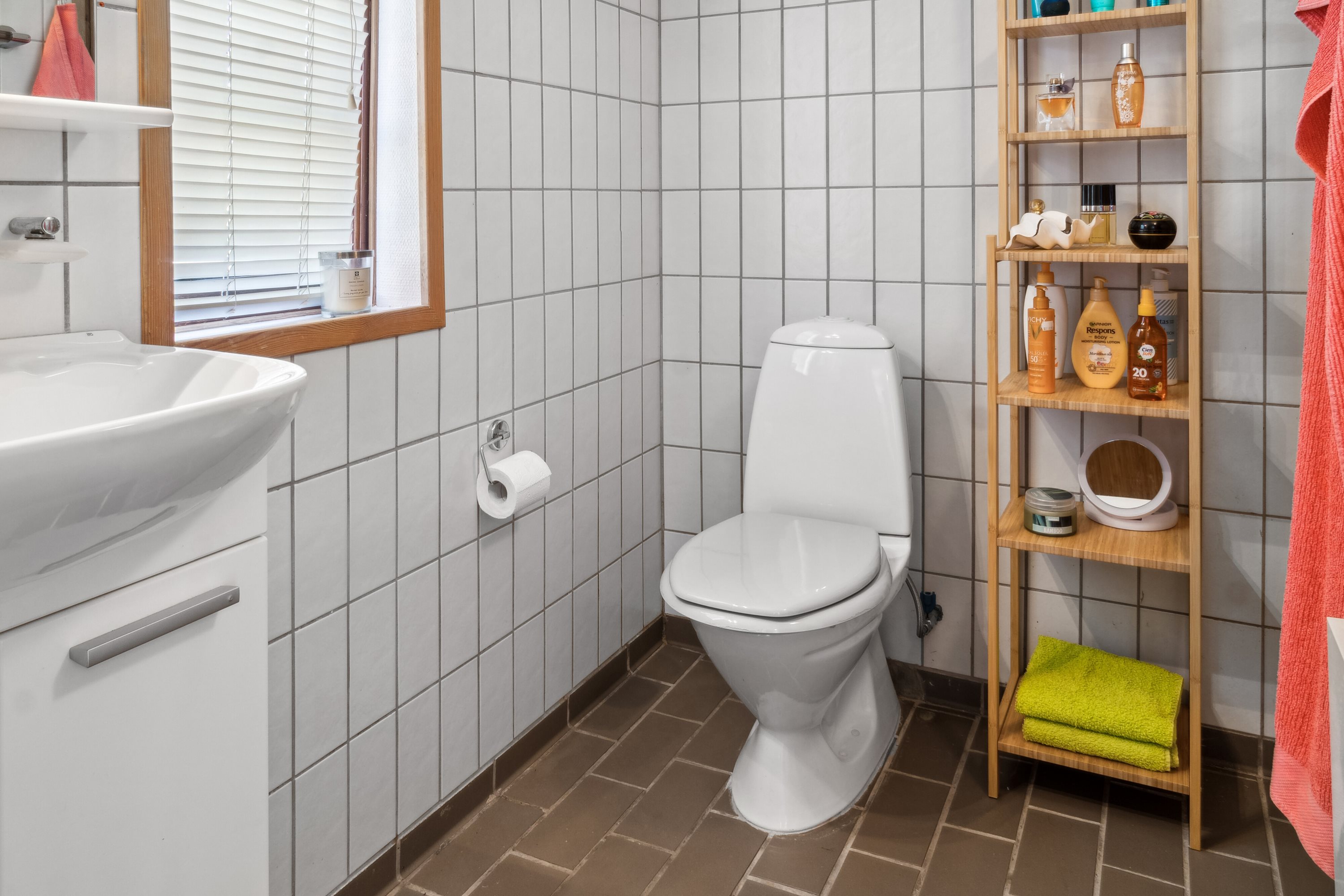 Fremhævet badeværelse billede i fuldskærmstilstand. Billede af Svinøvej 146, 4750 Lundby