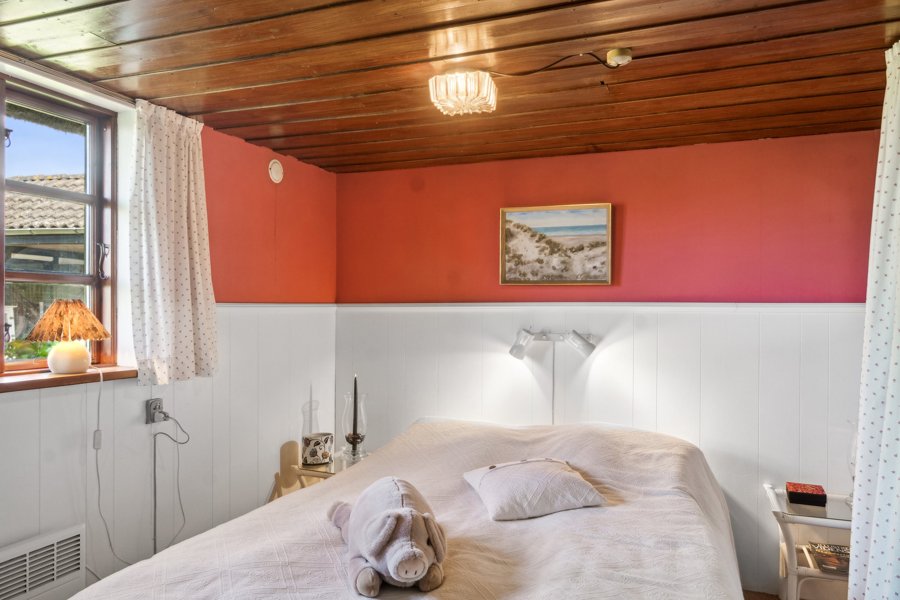 Fremhævet soveværelse billede i fuldskærmstilstand. Billede af Svinøvej 146, 4750 Lundby