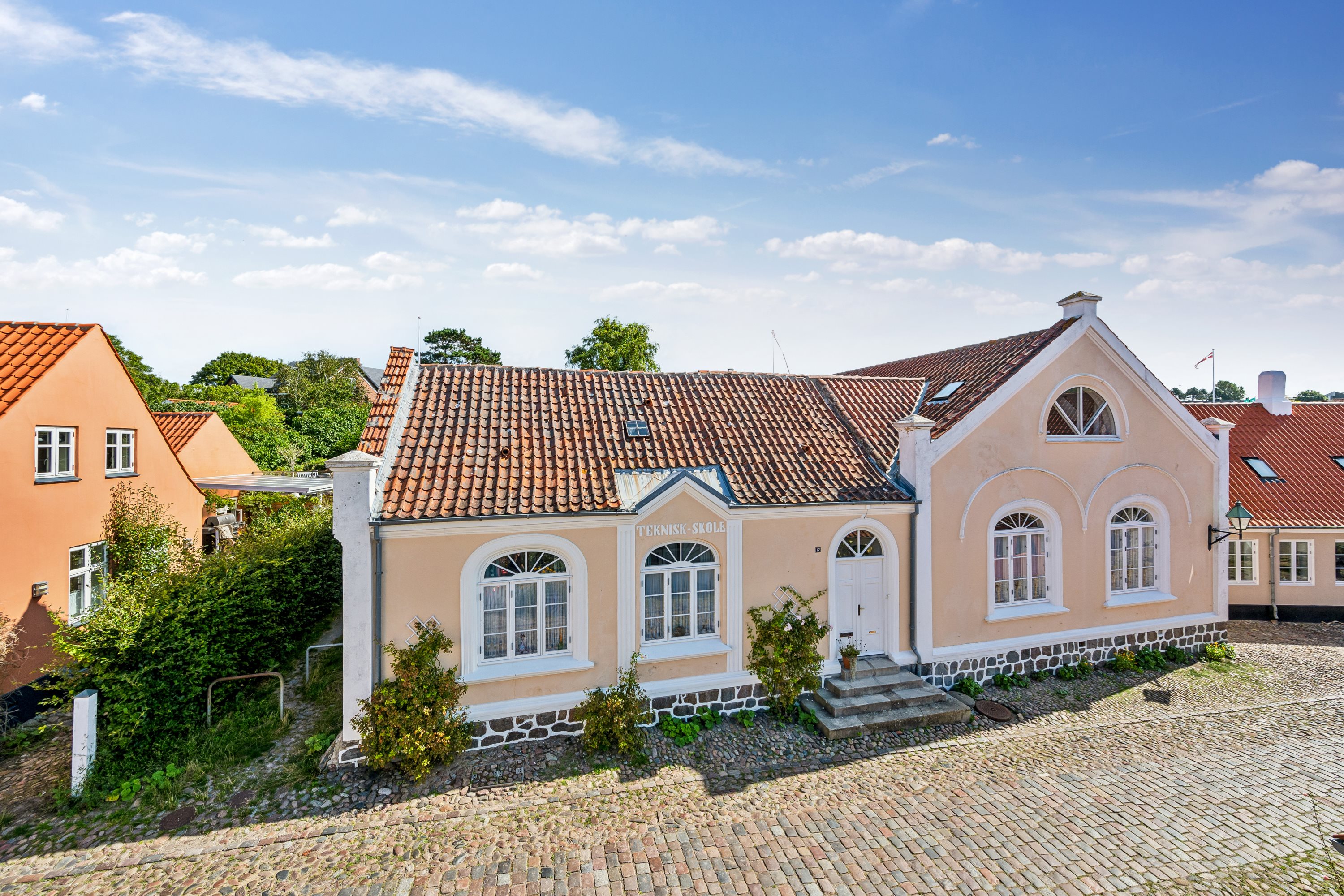 Fremhævet ejendom 1 billede i fuldskærmstilstand. Billede af Overgade 17, 8400 Ebeltoft