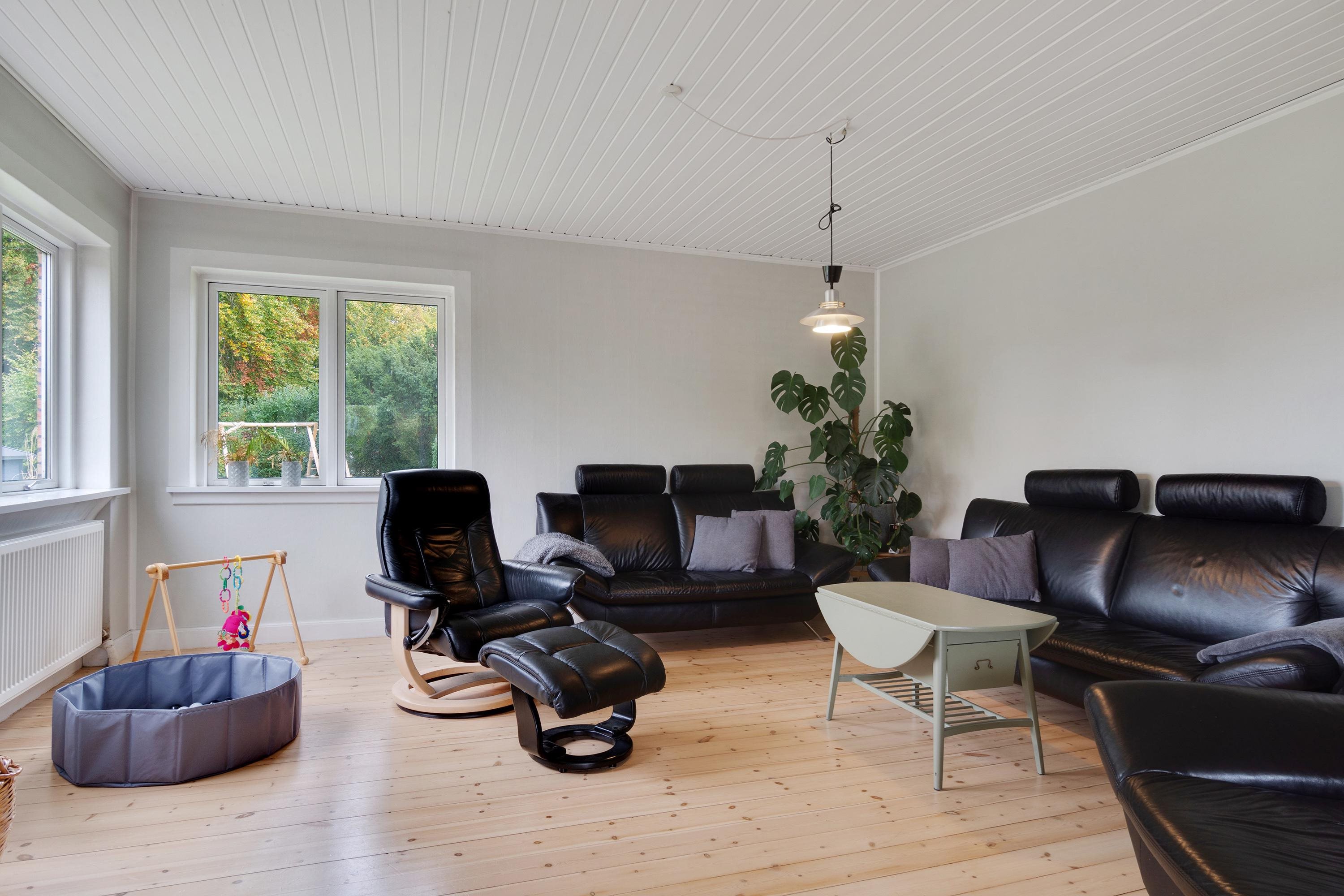 Fremhævet stue billede i fuldskærmstilstand. Billede af Odensevej 146, Aunslev, 5800 Nyborg