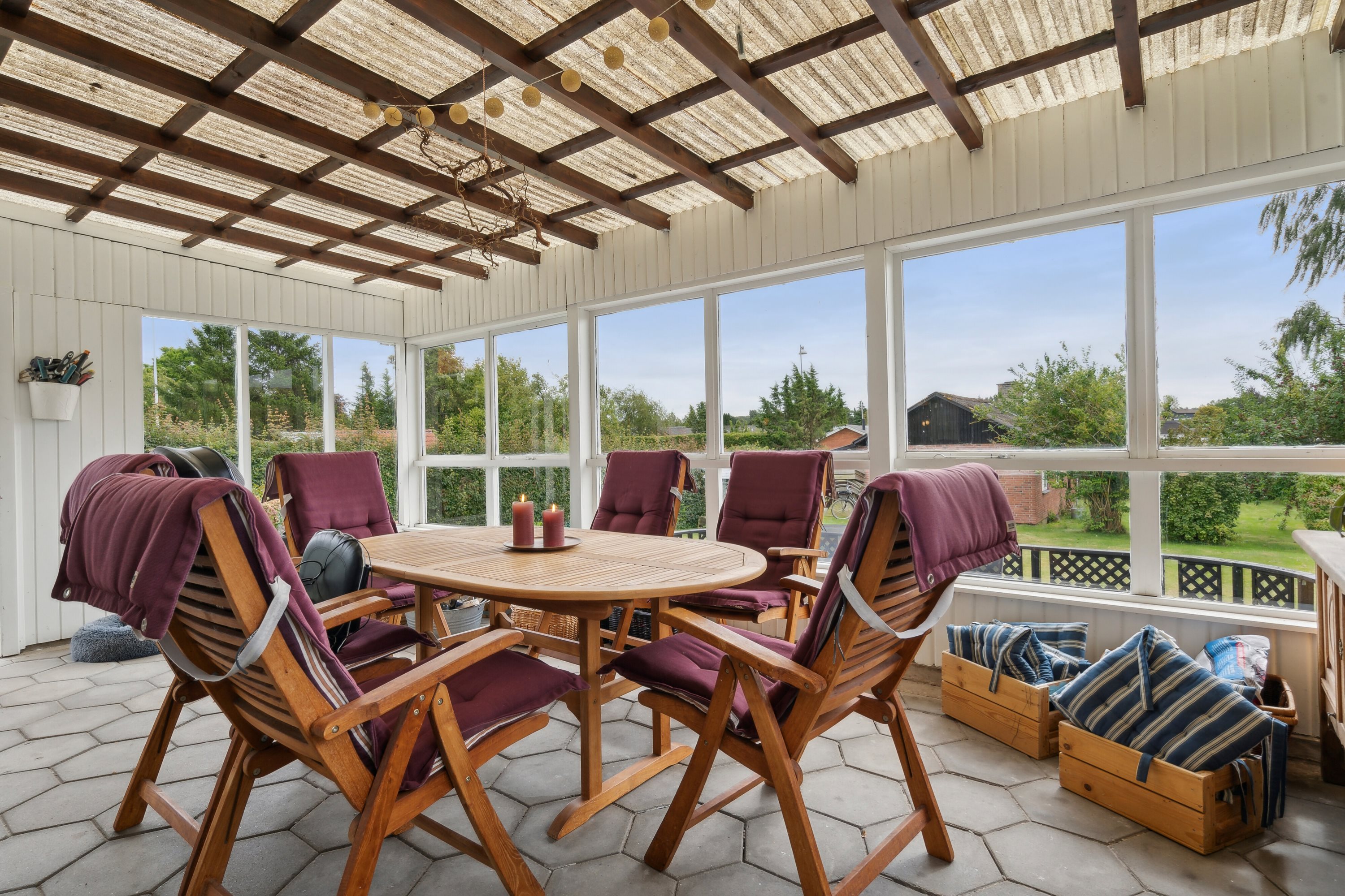 Fremhævet overdækket terrasse billede i fuldskærmstilstand. Billede af Freerslevvej 28, 4690 Haslev