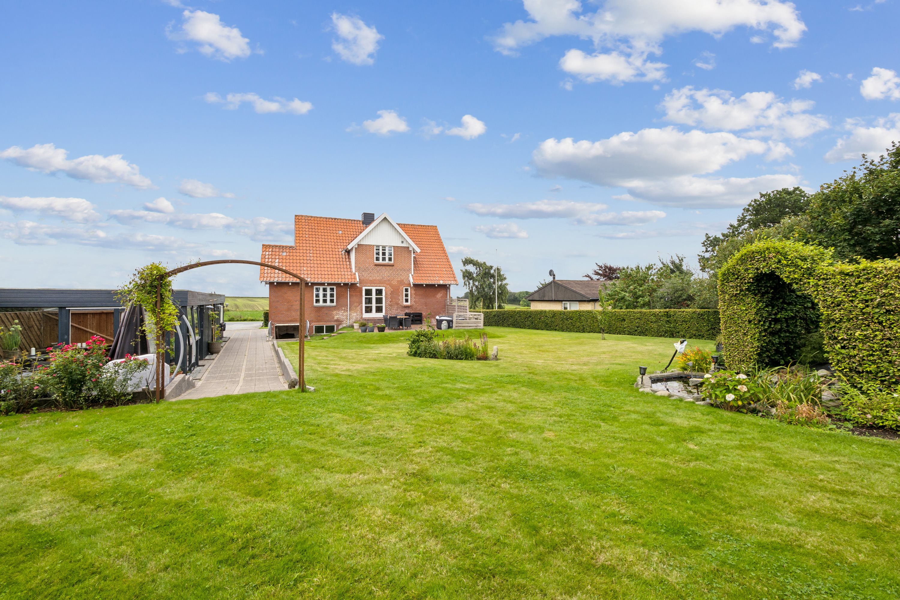 Fremhævet have billede i fuldskærmstilstand. Billede af Næssundvej 284, Ø Hvidbjerg, 7970 Redsted M