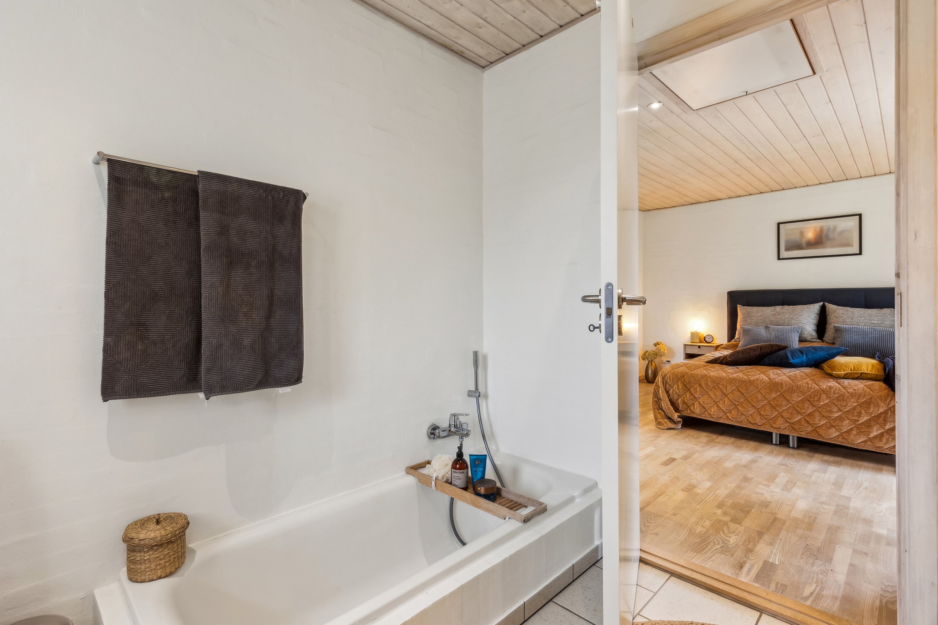 Fremhævet badeværelse billede i fuldskærmstilstand. Billede af Vesterhegnet 76, 4600 Køge