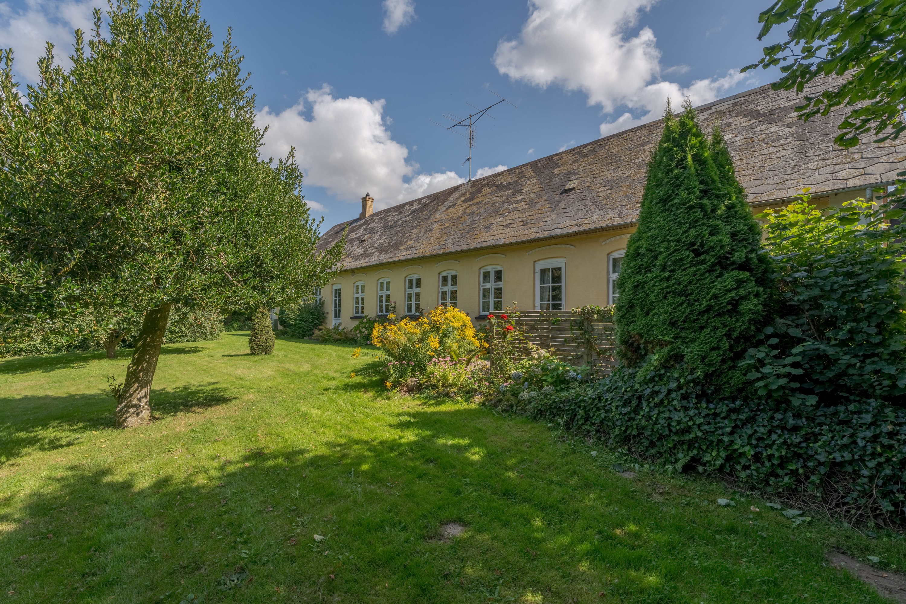 Fremhævet  billede i fuldskærmstilstand. Billede af Langgade 74, Flemløse, 5620 Glamsbjerg