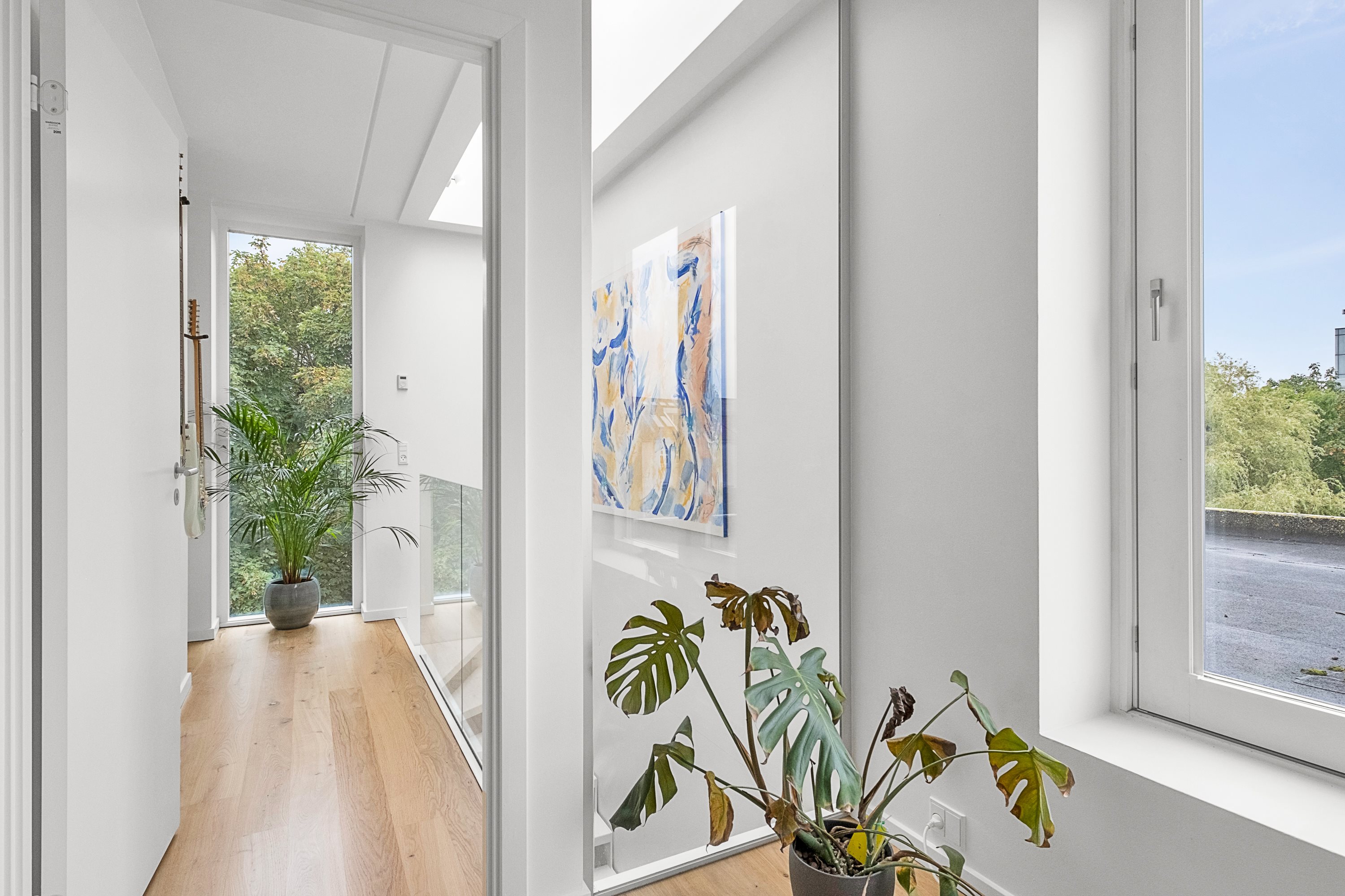 Fremhævet andet billede i fuldskærmstilstand. Billede af Hallssti 7, 1. th., 8000 Aarhus C