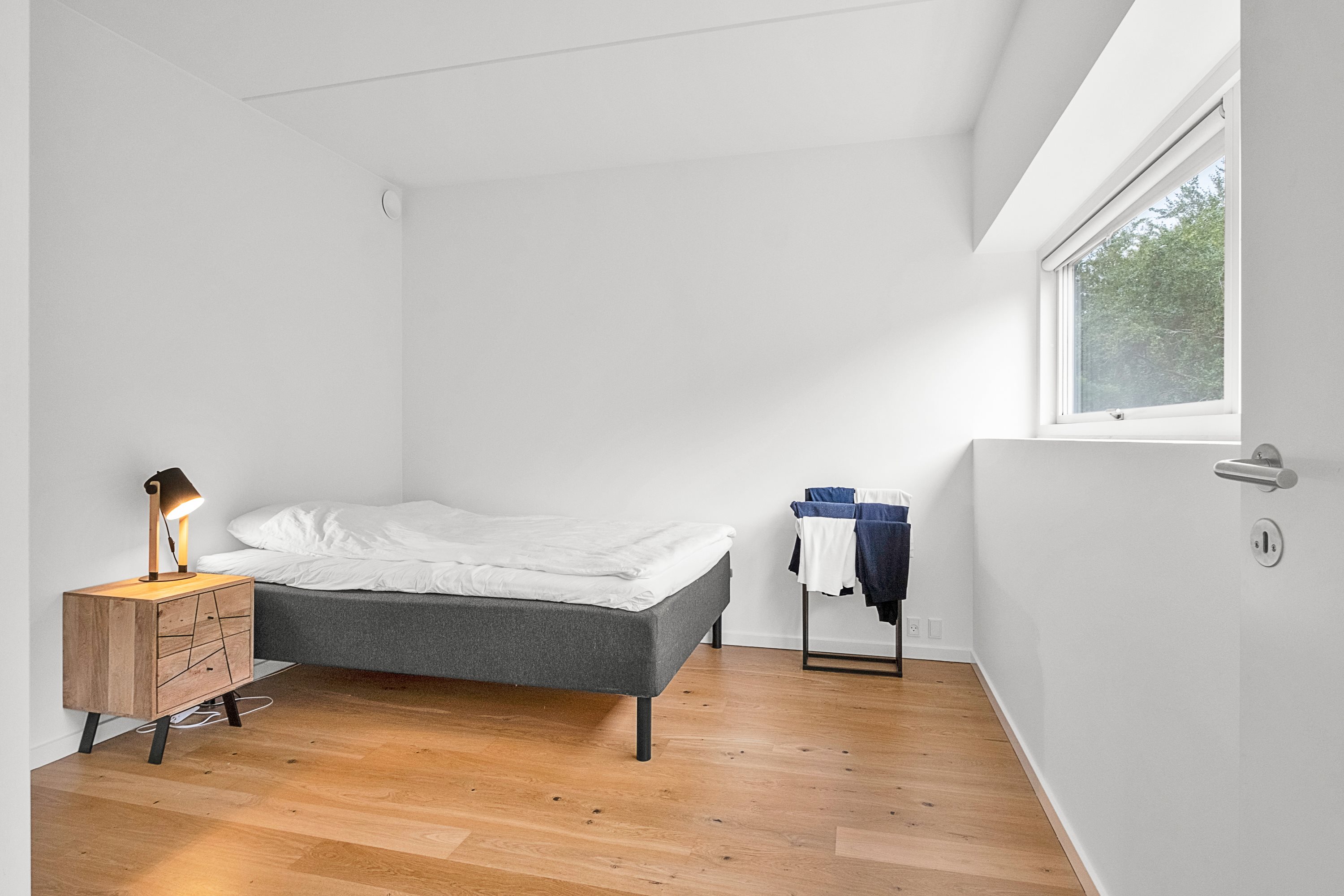 Fremhævet værelse billede i fuldskærmstilstand. Billede af Hallssti 7, 1. th., 8000 Aarhus C