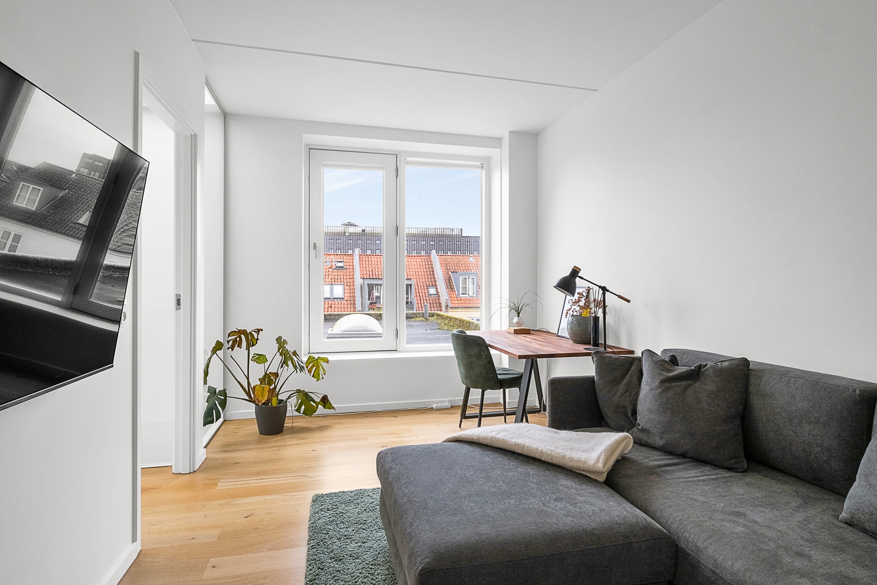 Fremhævet stue billede i fuldskærmstilstand. Billede af Hallssti 7, 1. th., 8000 Aarhus C