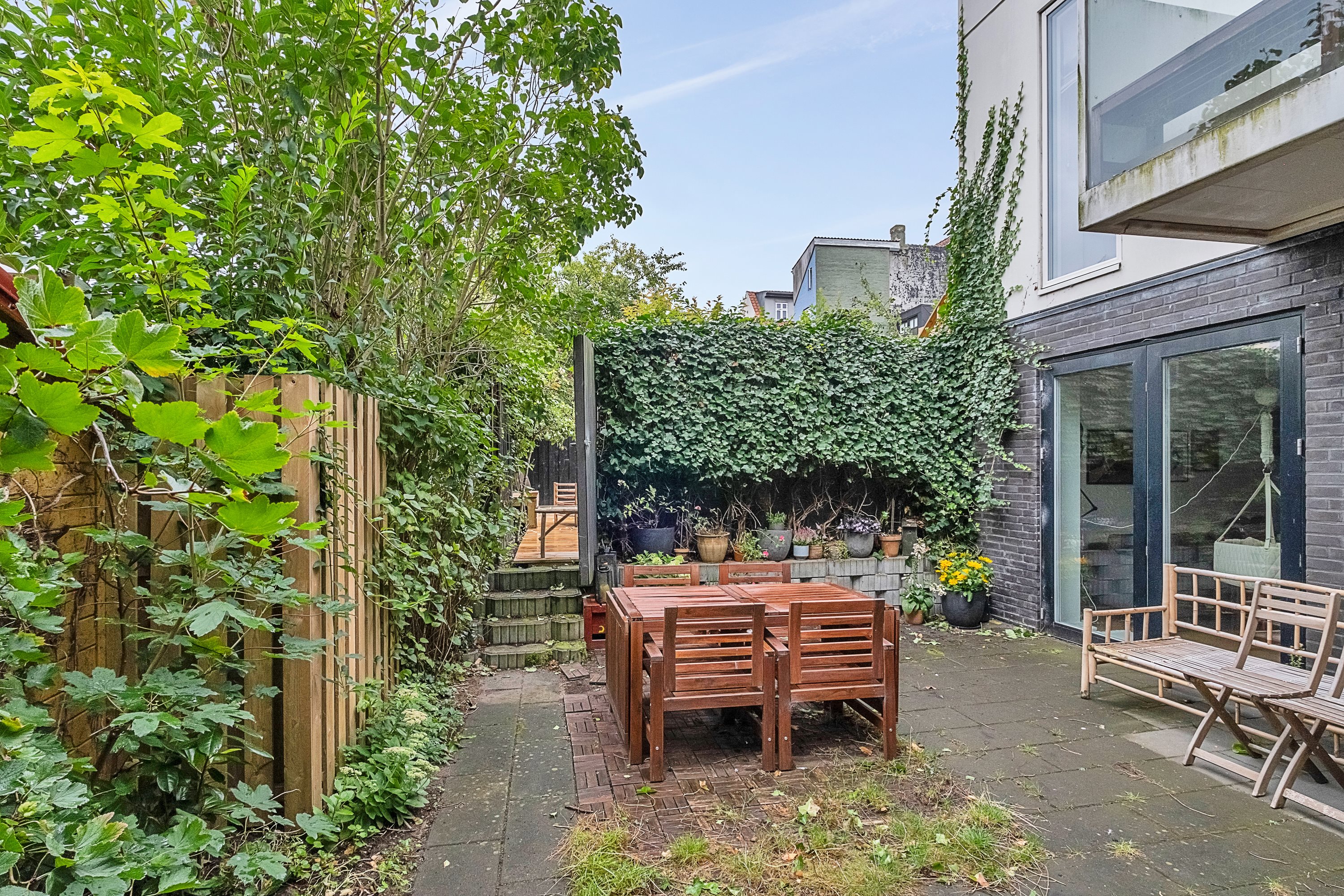 Fremhævet terrasse billede i fuldskærmstilstand. Billede af Hallssti 7, 1. th., 8000 Aarhus C