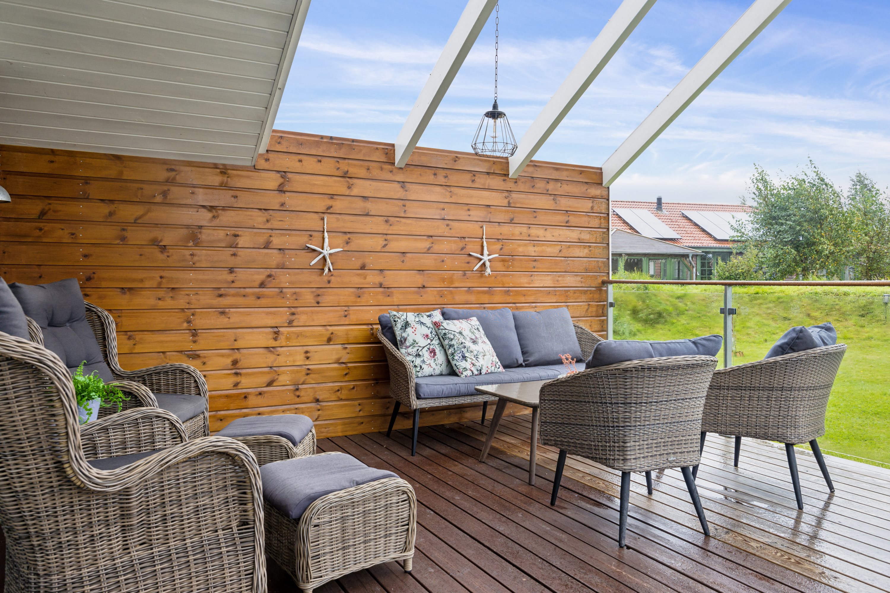 Fremhævet terrasse billede i fuldskærmstilstand. Billede af Junovej 13, Gl Bisnap, 9370 Hals