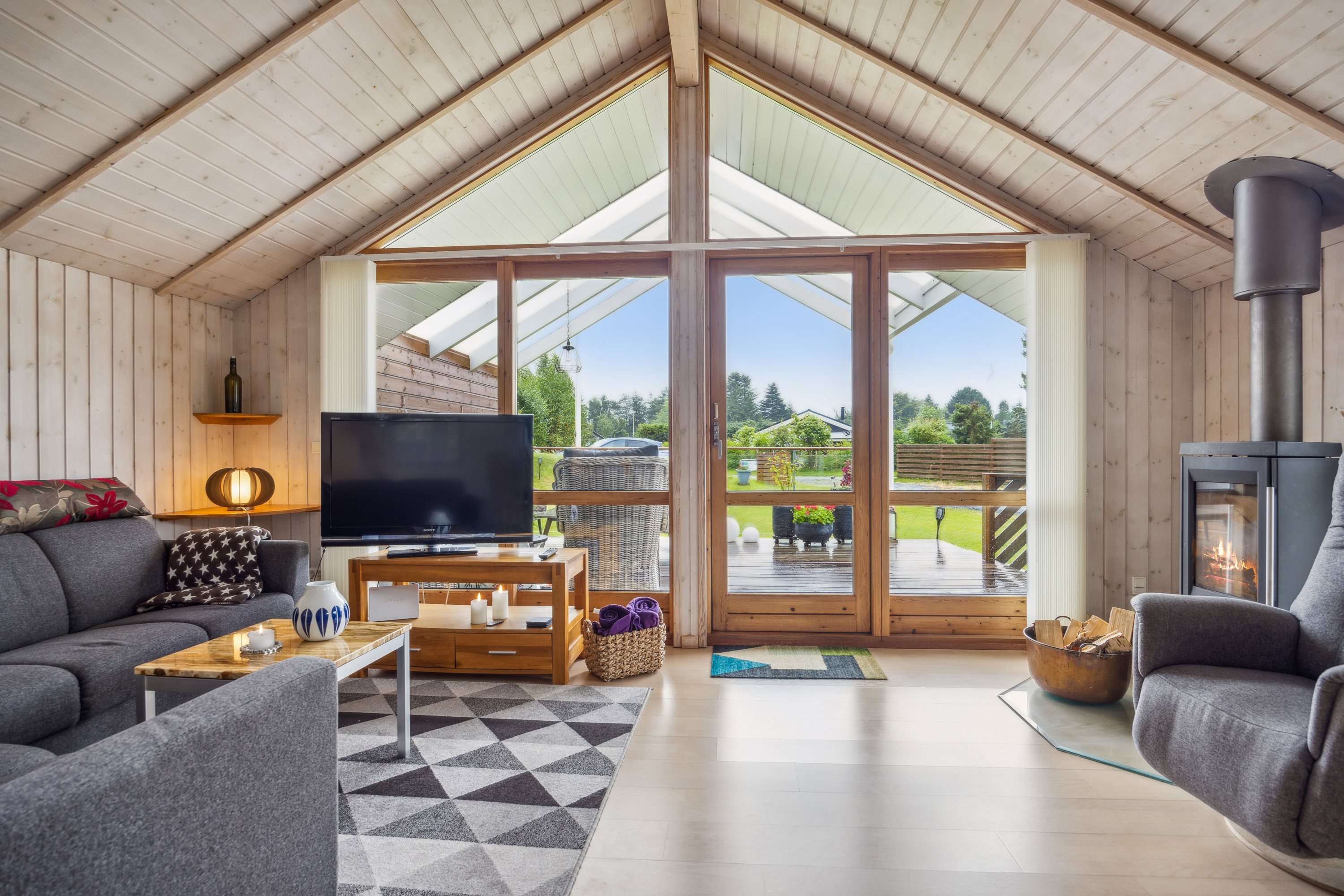 Fremhævet stue billede i fuldskærmstilstand. Billede af Junovej 13, Gl Bisnap, 9370 Hals