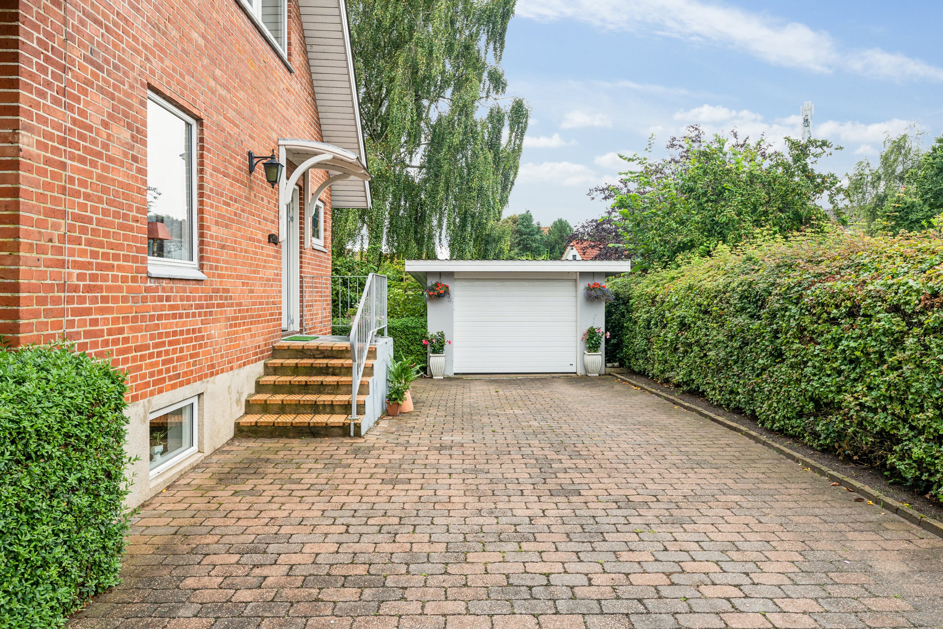 Fremhævet ejendom 1 billede i fuldskærmstilstand. Billede af Engvej 4, 8860 Ulstrup