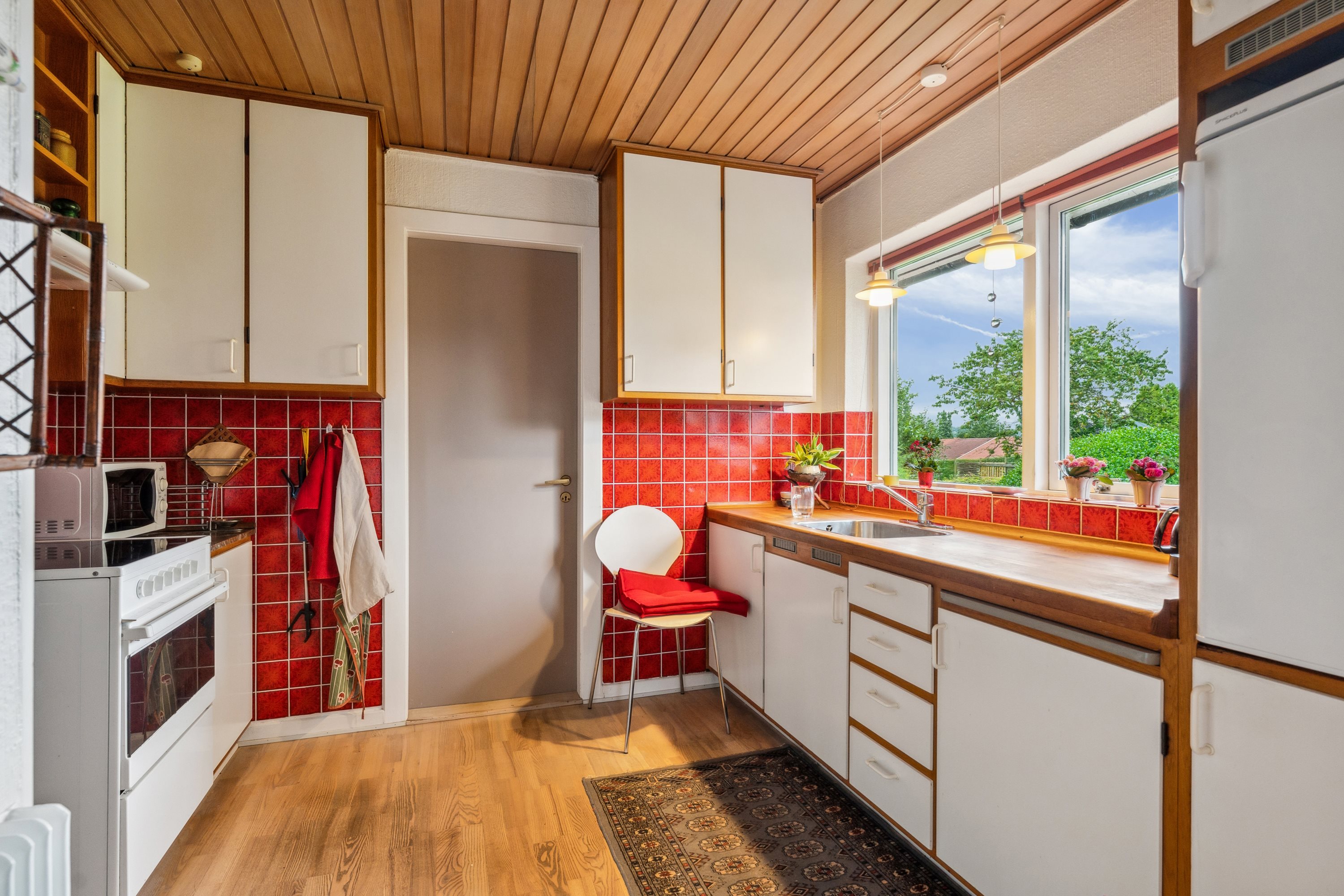 Fremhævet køkken billede i fuldskærmstilstand. Billede af Engvej 4, 8860 Ulstrup