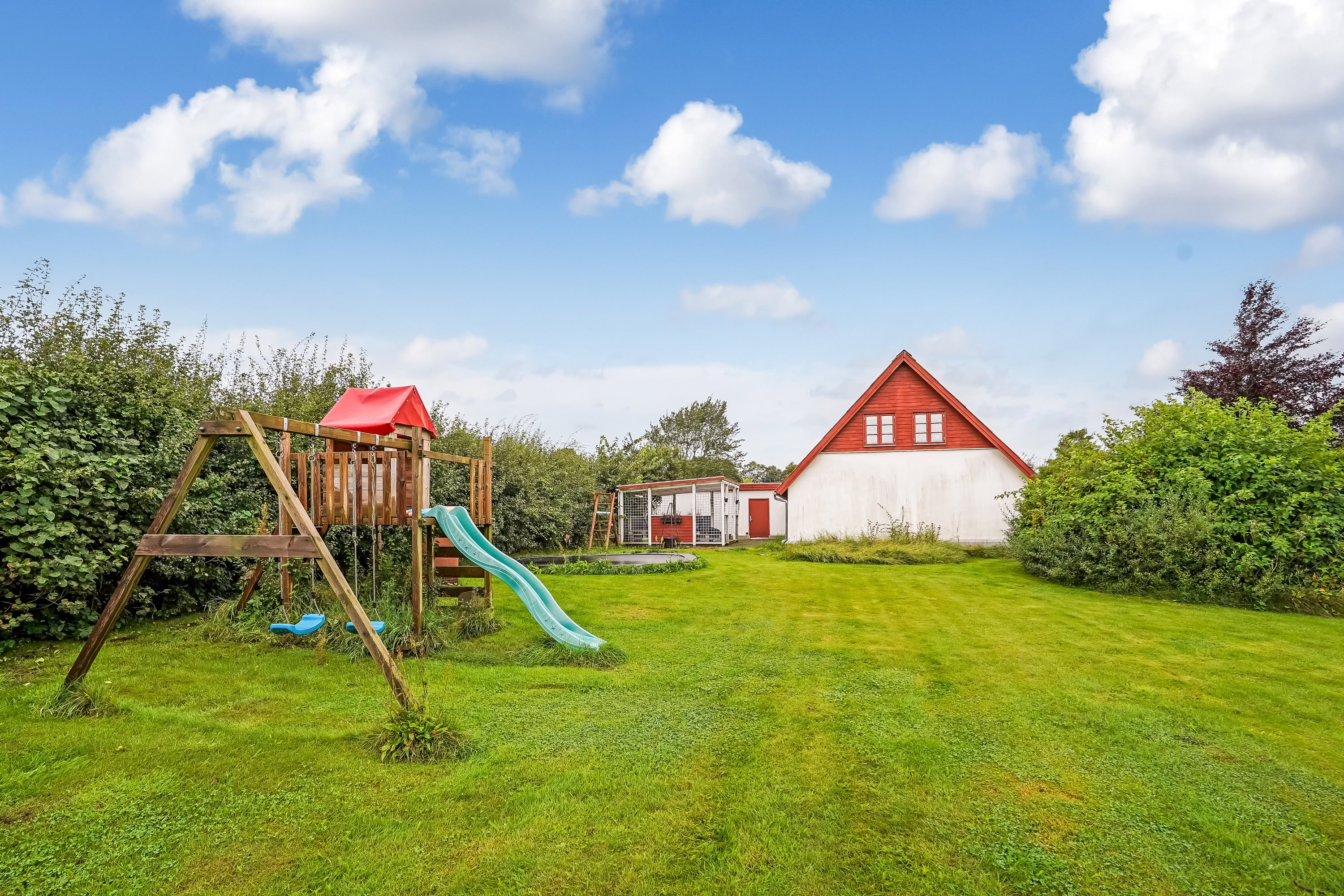 Fremhævet have billede i fuldskærmstilstand. Billede af Viborg Hovedvej 71, Tørring, 7160 Tørring