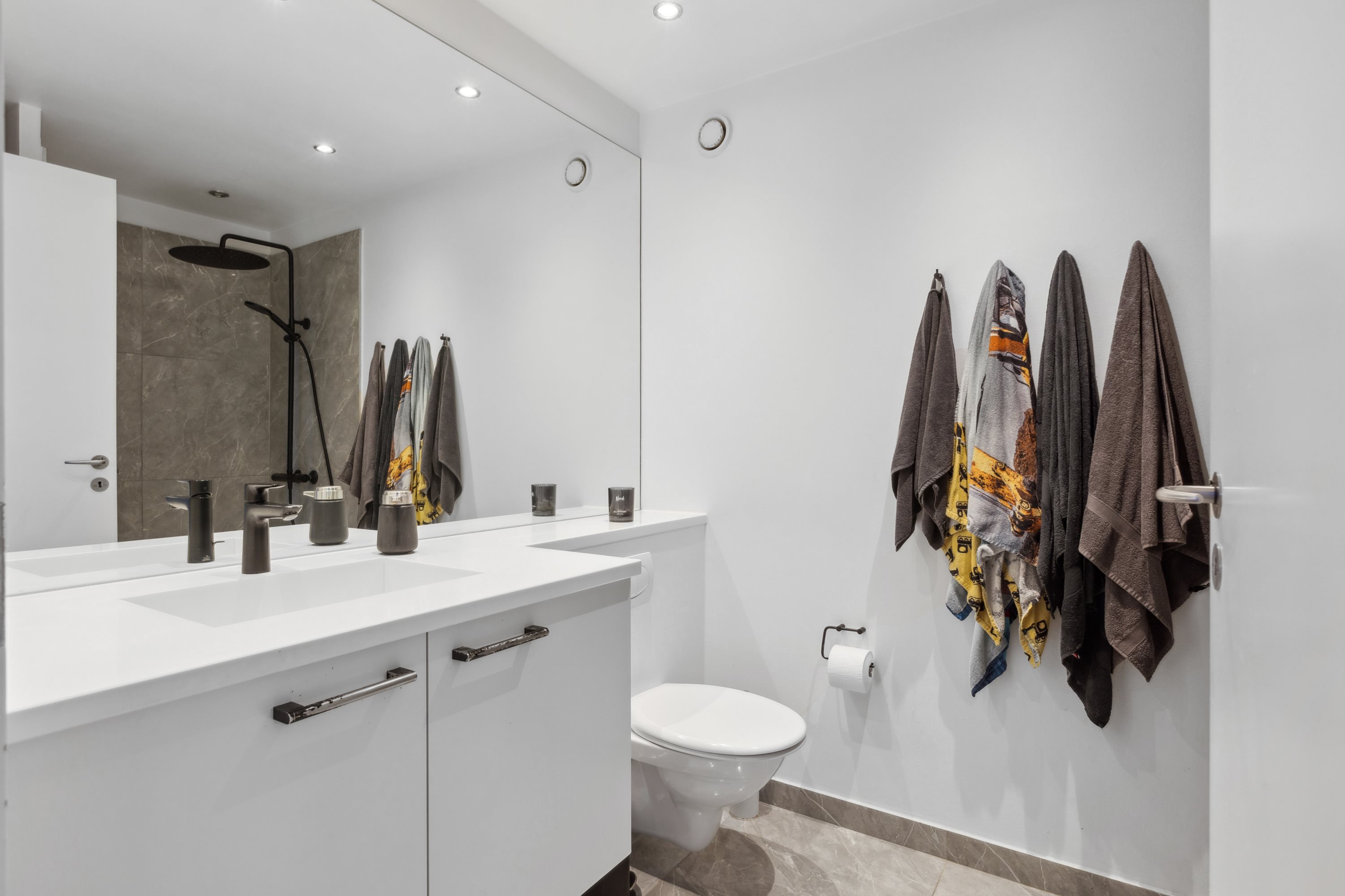 Fremhævet bryggers billede i fuldskærmstilstand. Billede af Åsvinget 8, 1. tv., 2665 Vallensbæk Strand