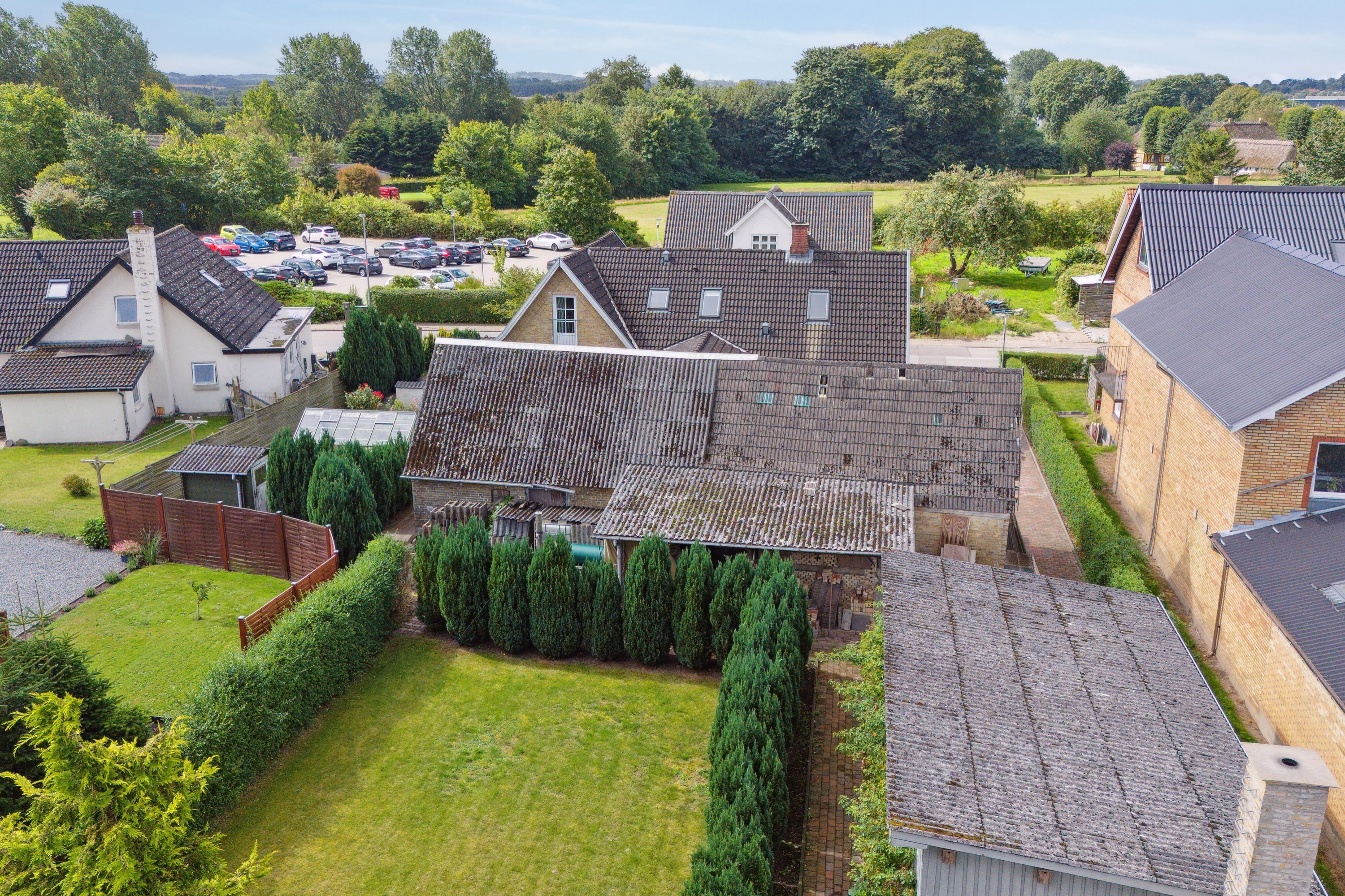 Fremhævet set fra haven billede i fuldskærmstilstand. Billede af Østerågade 23, Nr Broby, 5672 Broby