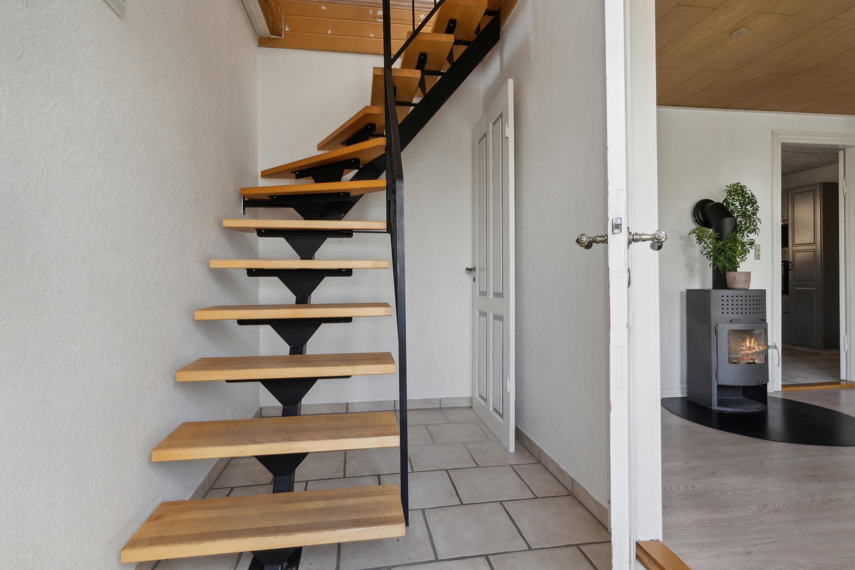 Fremhævet opgang billede i fuldskærmstilstand. Billede af Østerågade 23, Nr Broby, 5672 Broby