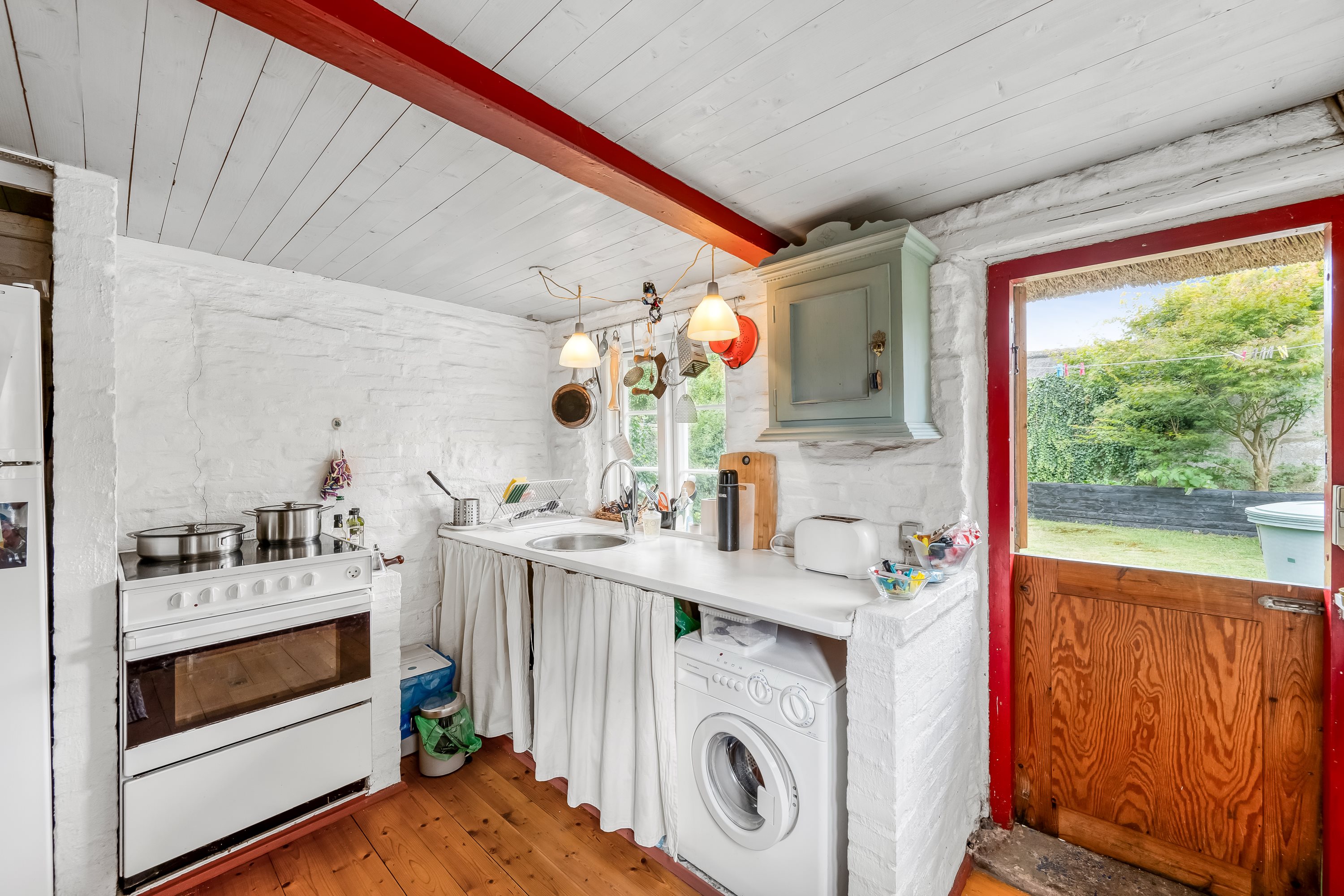 Fremhævet køkken billede i fuldskærmstilstand. Billede af Lodsvej 7, Nordby, 6720 Fanø