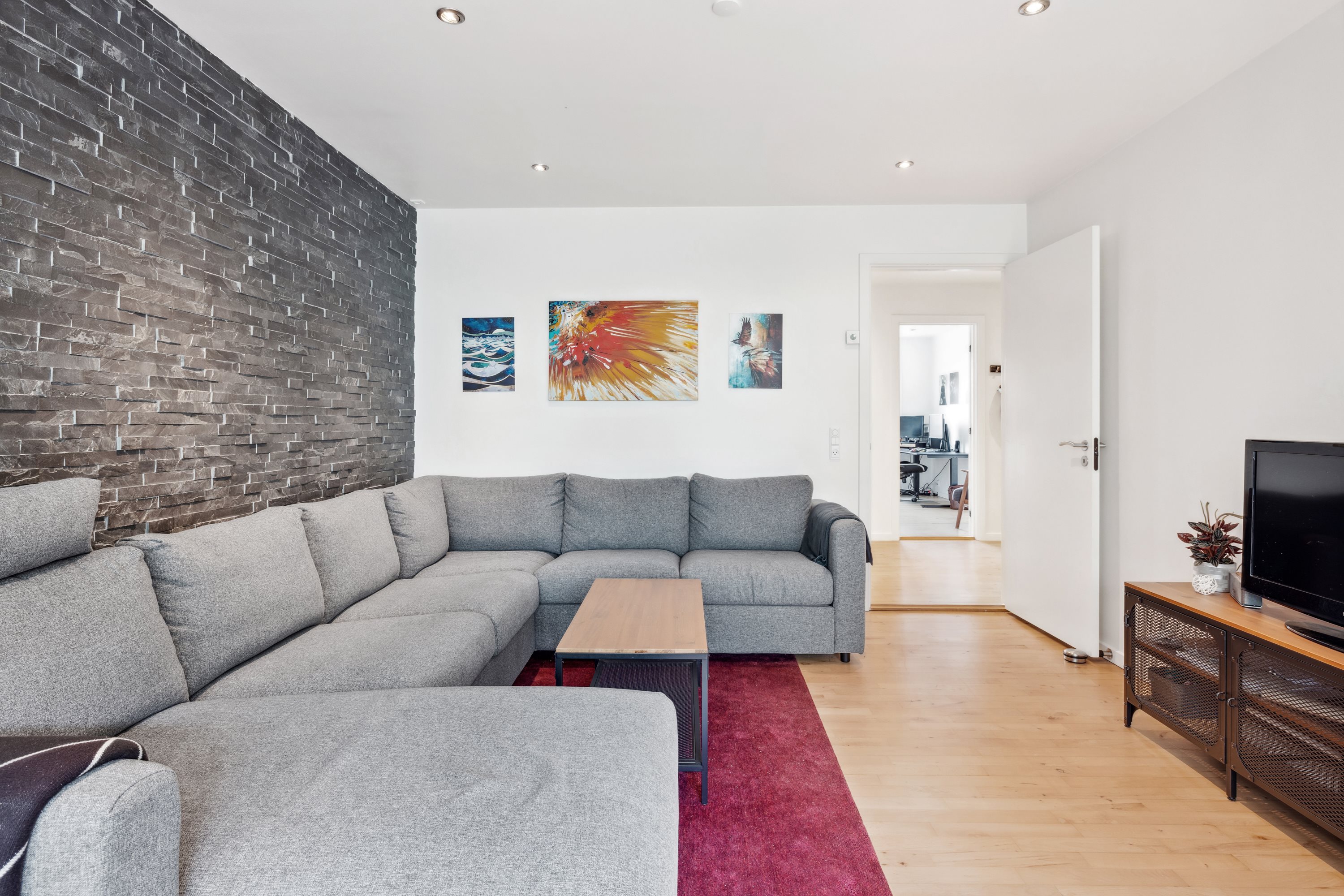 Fremhævet stue billede i fuldskærmstilstand. Billede af Pebermyntevej 49, 1. tv., 8800 Viborg