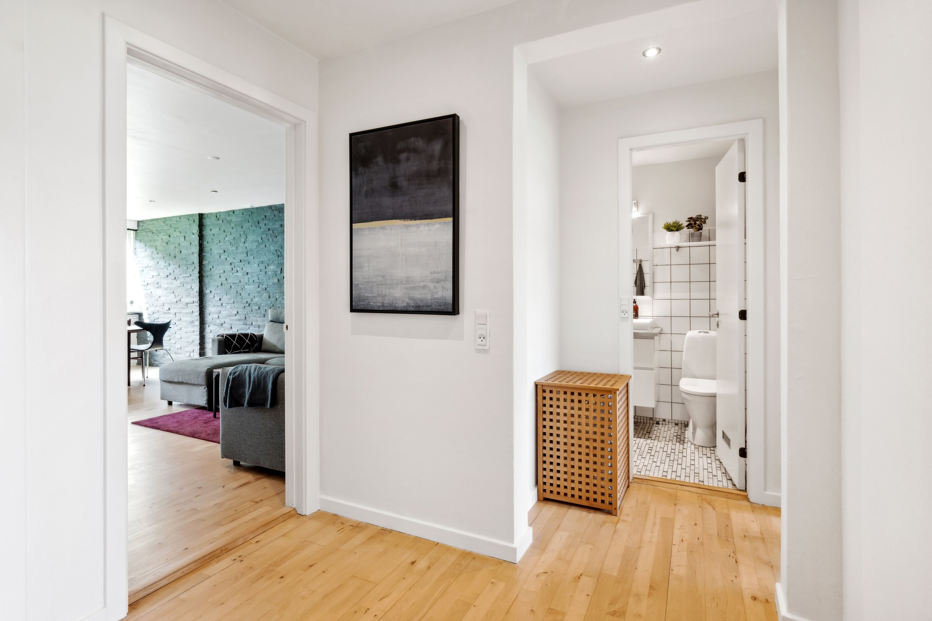 Fremhævet gang billede i fuldskærmstilstand. Billede af Pebermyntevej 49, 1. tv., 8800 Viborg