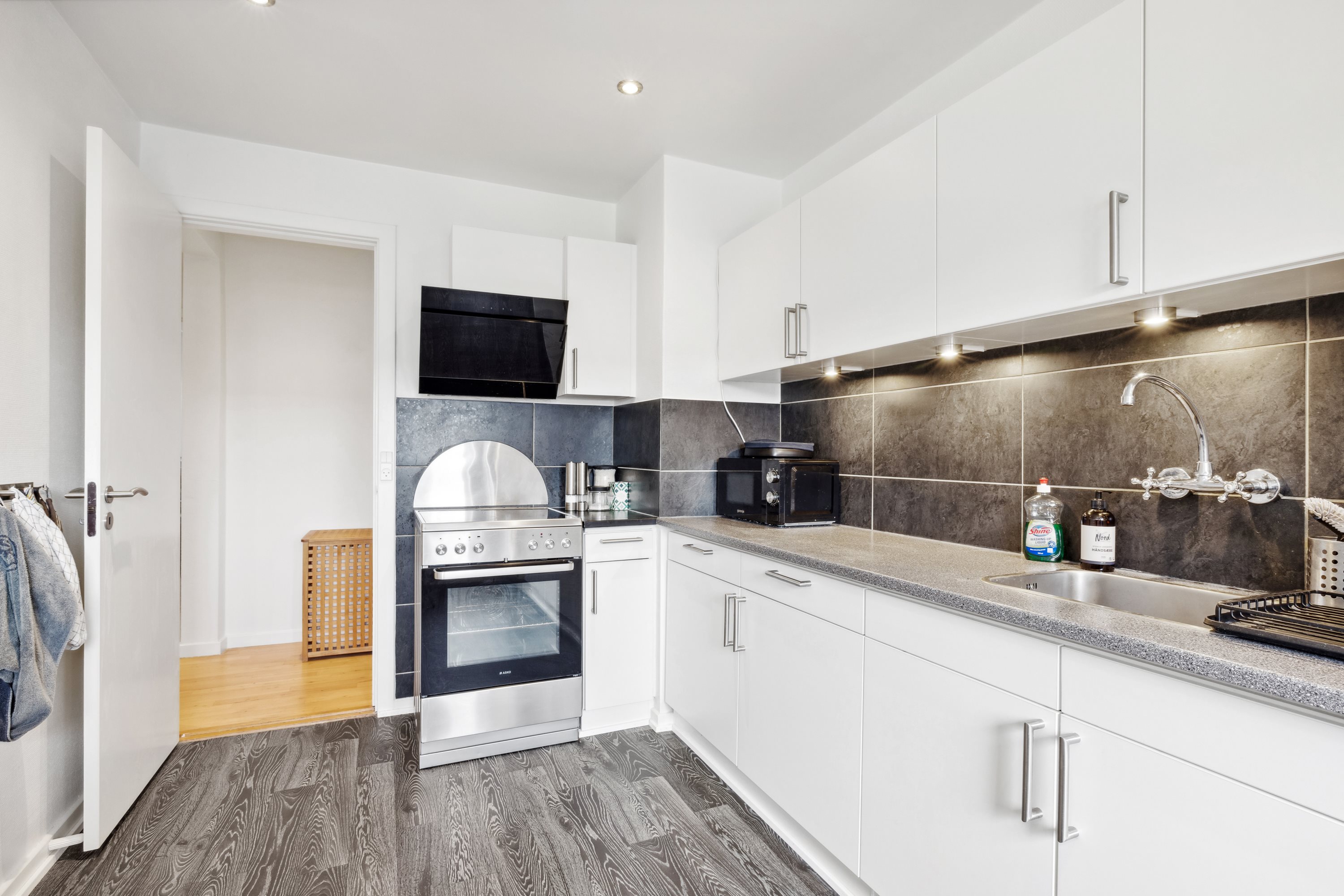 Fremhævet køkken billede i fuldskærmstilstand. Billede af Pebermyntevej 49, 1. tv., 8800 Viborg