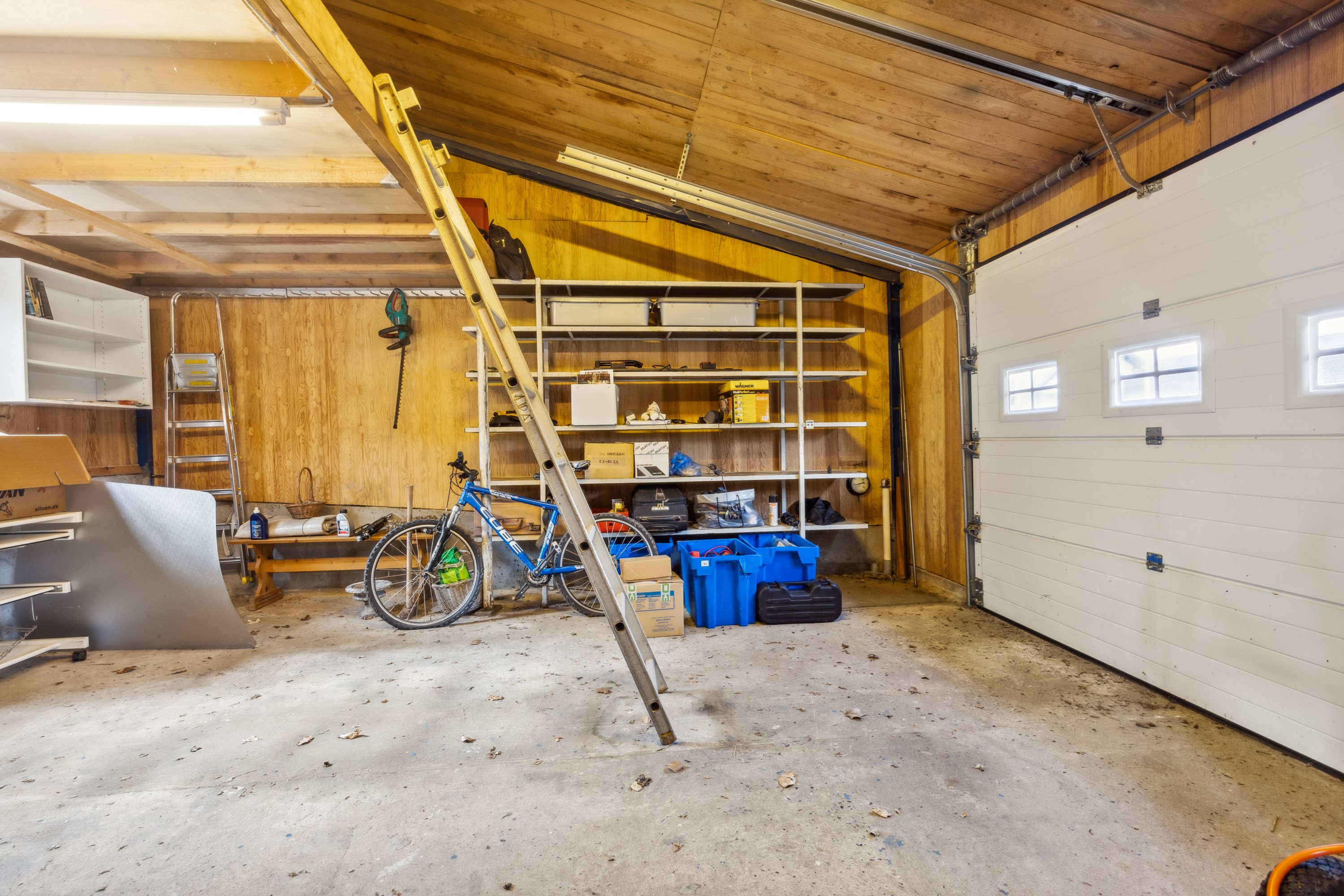 Fremhævet garage billede i fuldskærmstilstand. Billede af Uggerhalnevej 16, Grindsted, 9310 Vodskov