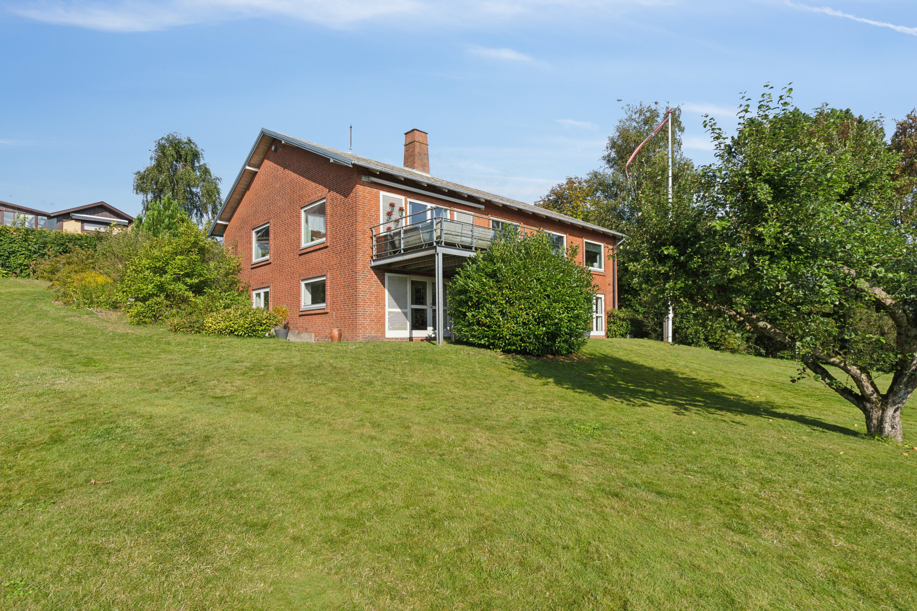 Fremhævet ejendommen billede i fuldskærmstilstand. Billede af Tørholmsvej 93, 9800 Hjørring