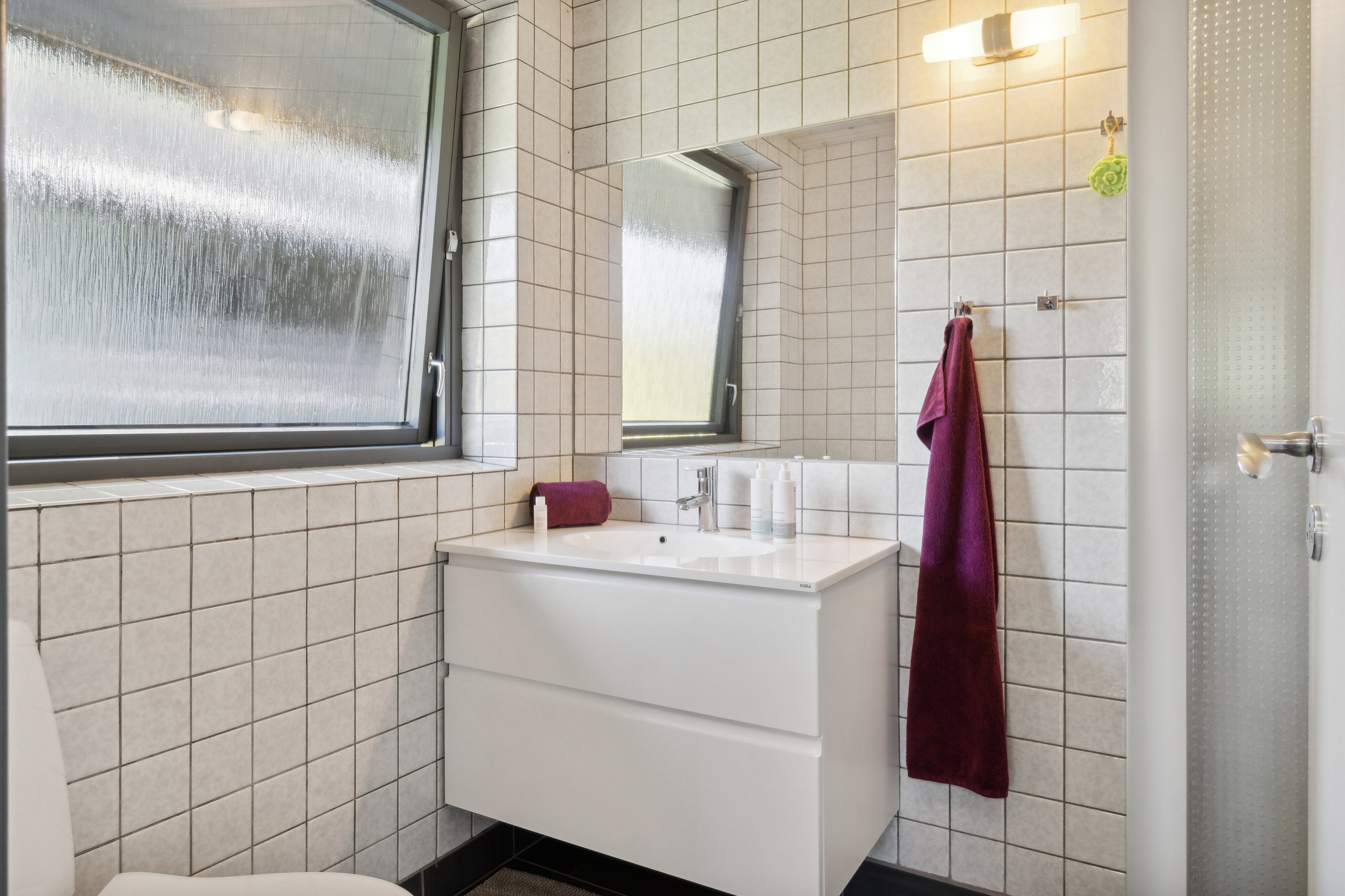 Fremhævet badeværelse billede i fuldskærmstilstand. Billede af Højbjergvej 2, Ordrup, 4540 Fårevejle