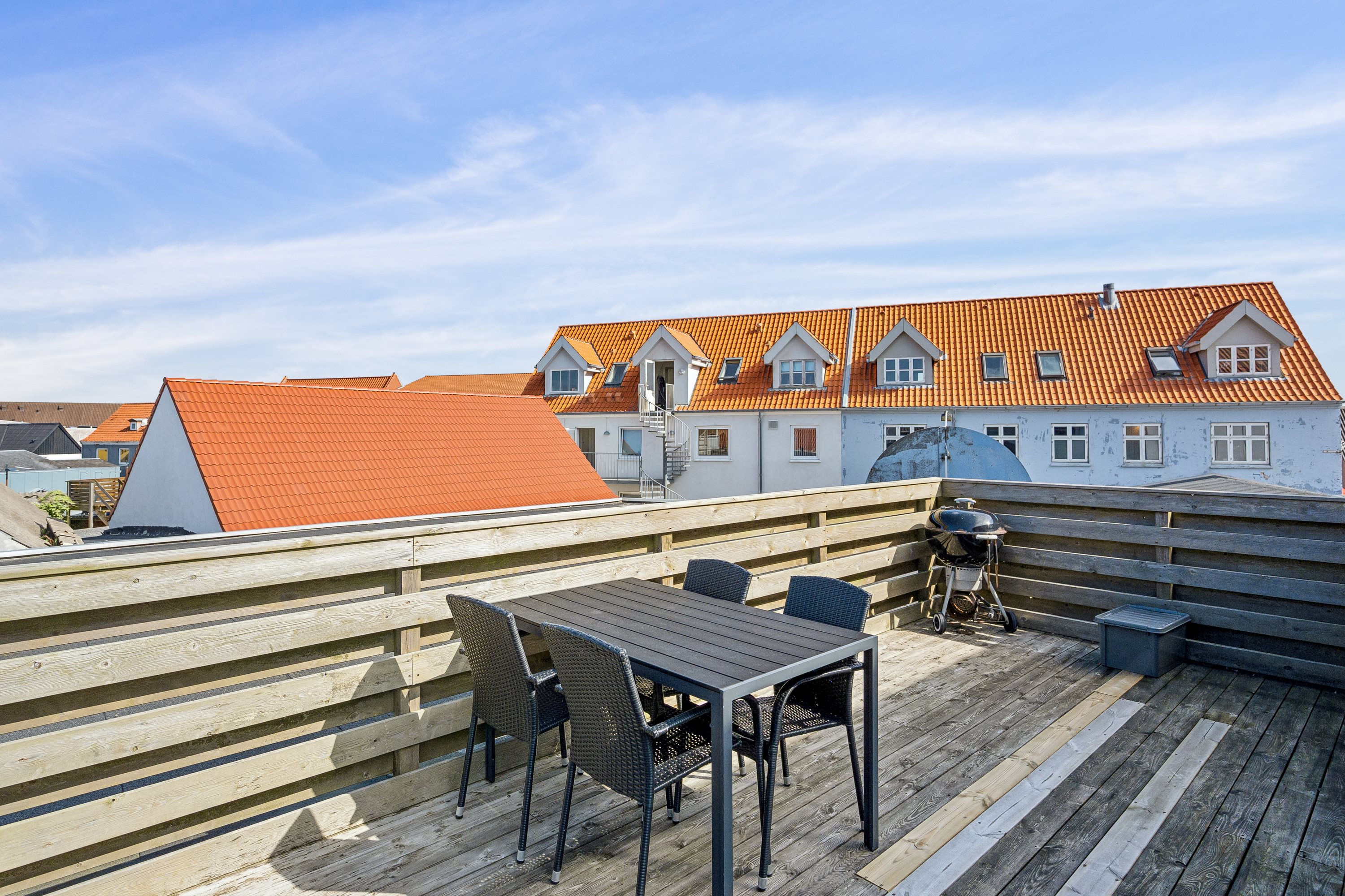 Fremhævet ejendom 1 billede i fuldskærmstilstand. Billede af Nørregade 18, 1. tv., 9850 Hirtshals