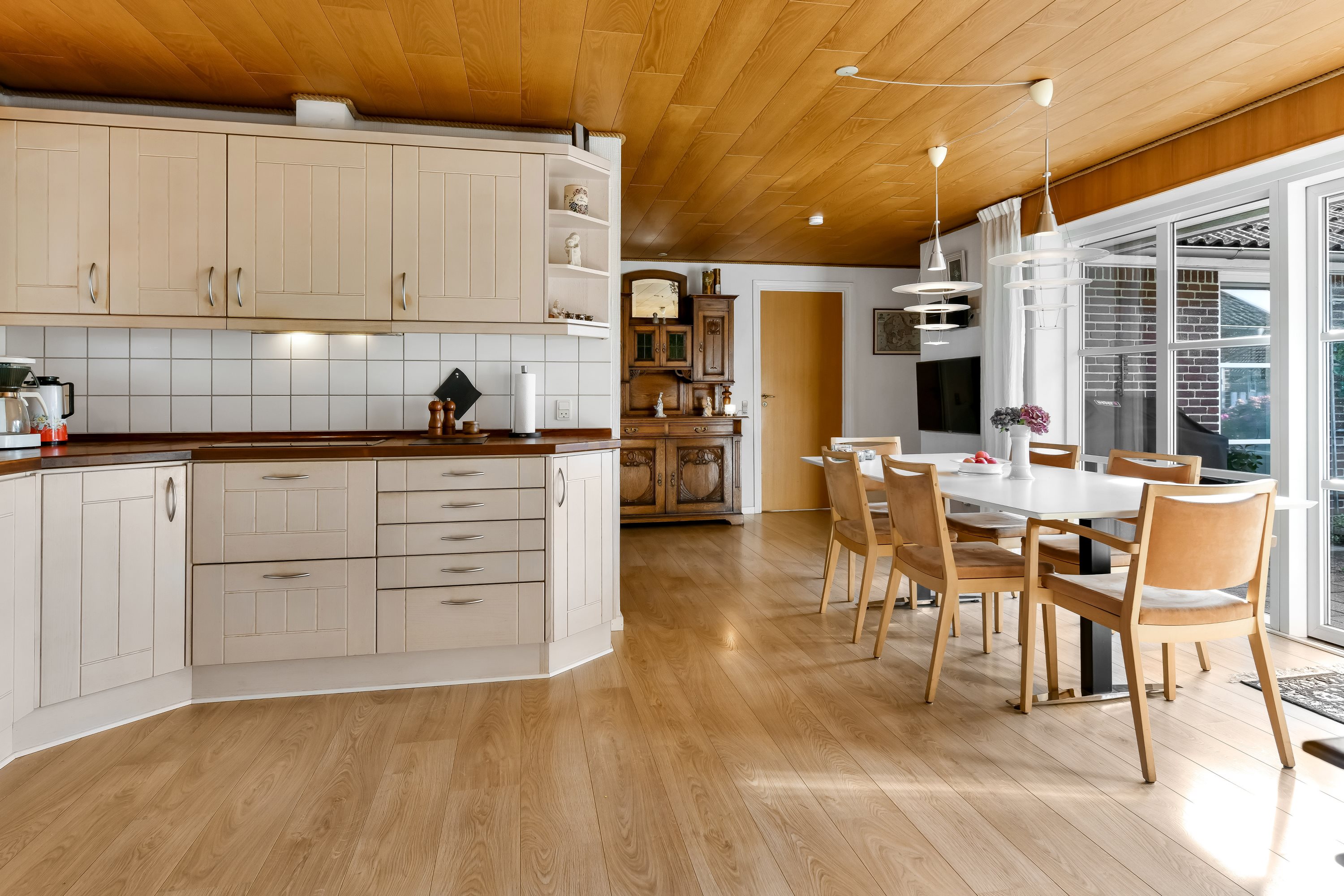 Fremhævet køkken billede i fuldskærmstilstand. Billede af Vestparken 39, 6840 Oksbøl