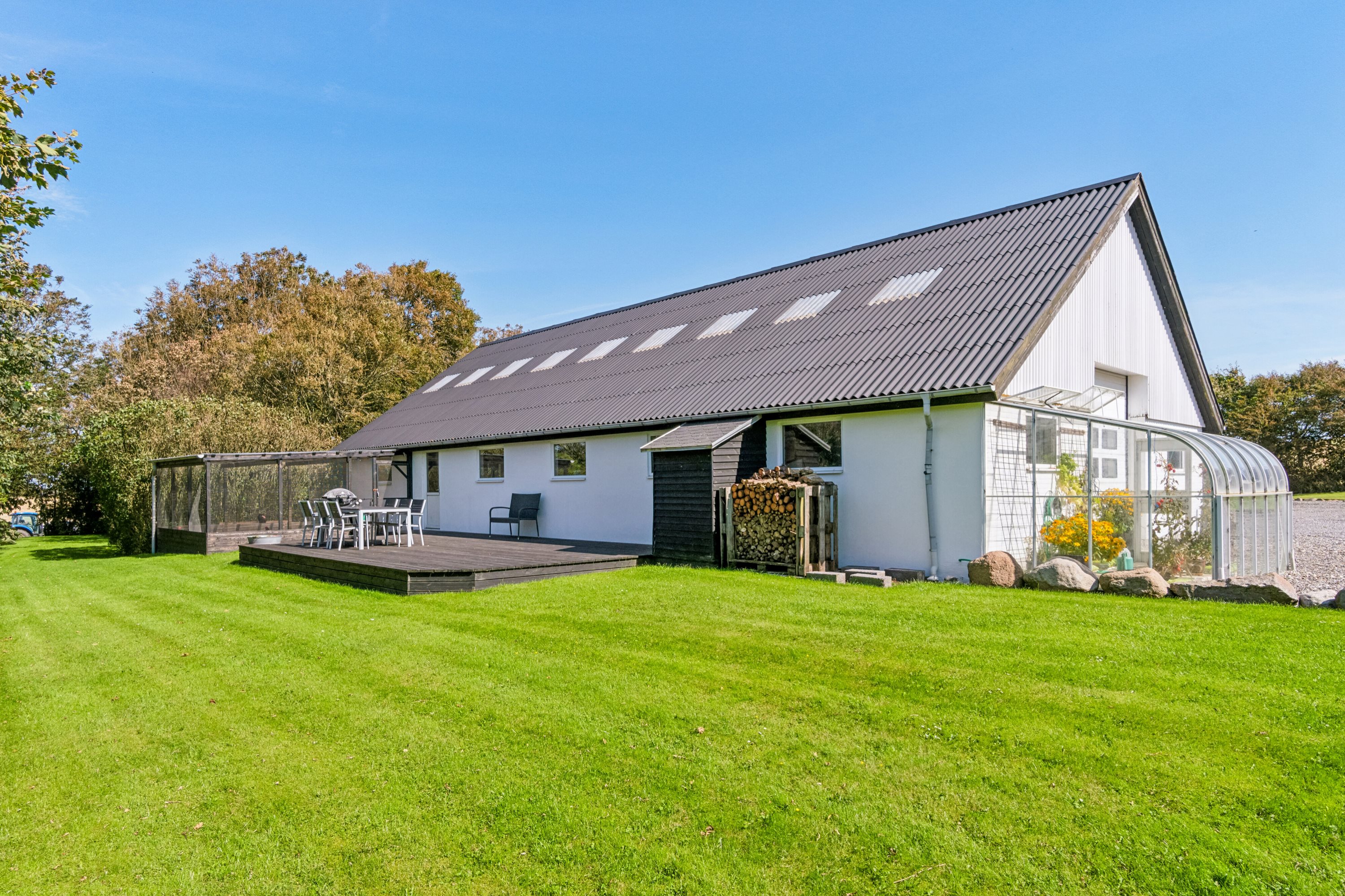 Fremhævet set fra haven billede i fuldskærmstilstand. Billede af Ashøjvej 14, 7760 Hurup Thy