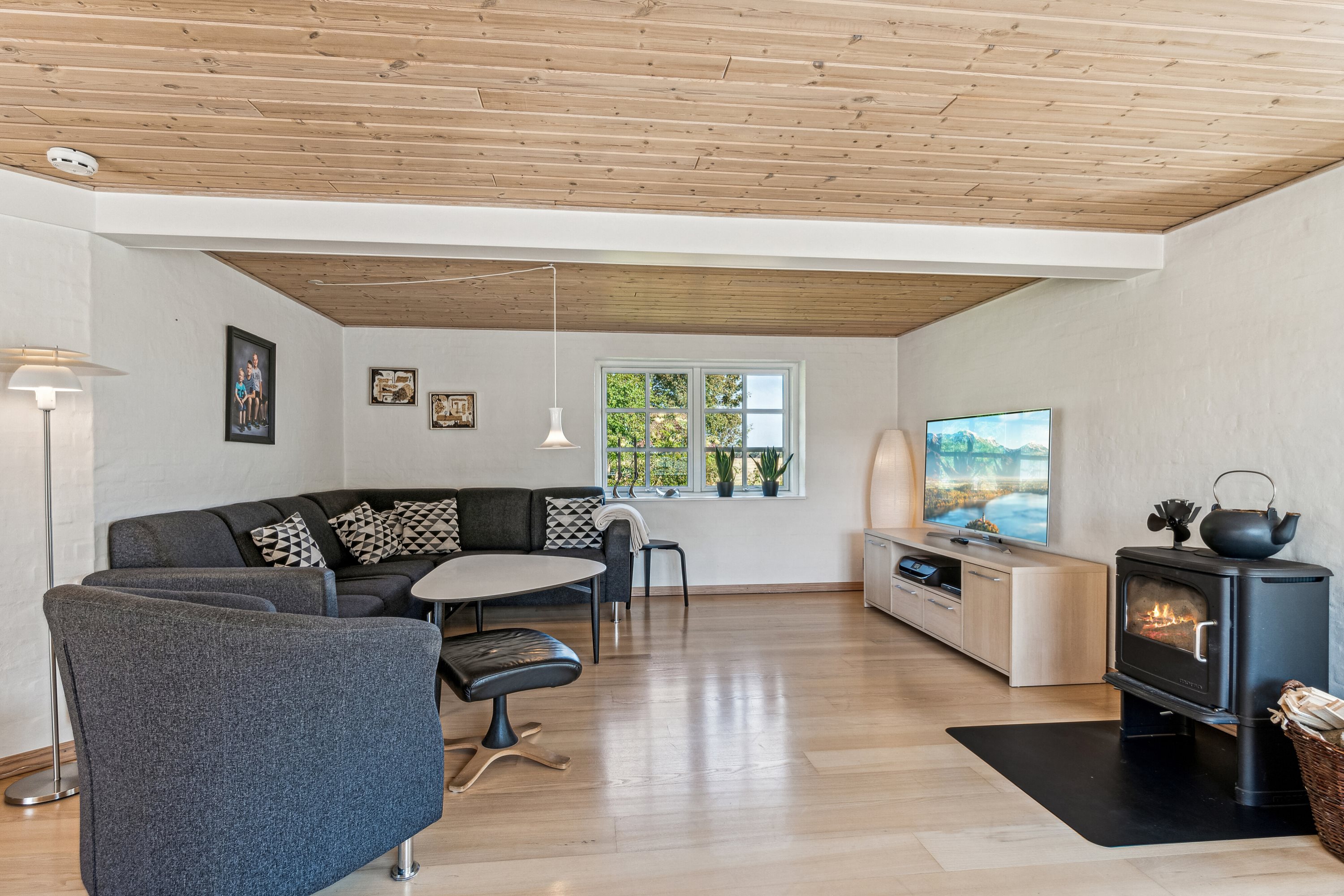 Fremhævet stue billede i fuldskærmstilstand. Billede af Ashøjvej 14, 7760 Hurup Thy